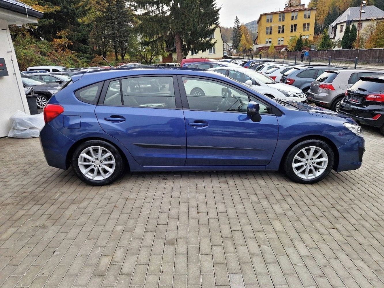 Subaru Impreza, 1.6i (88 kW), 4x4, 99 tis. km - fotka 6