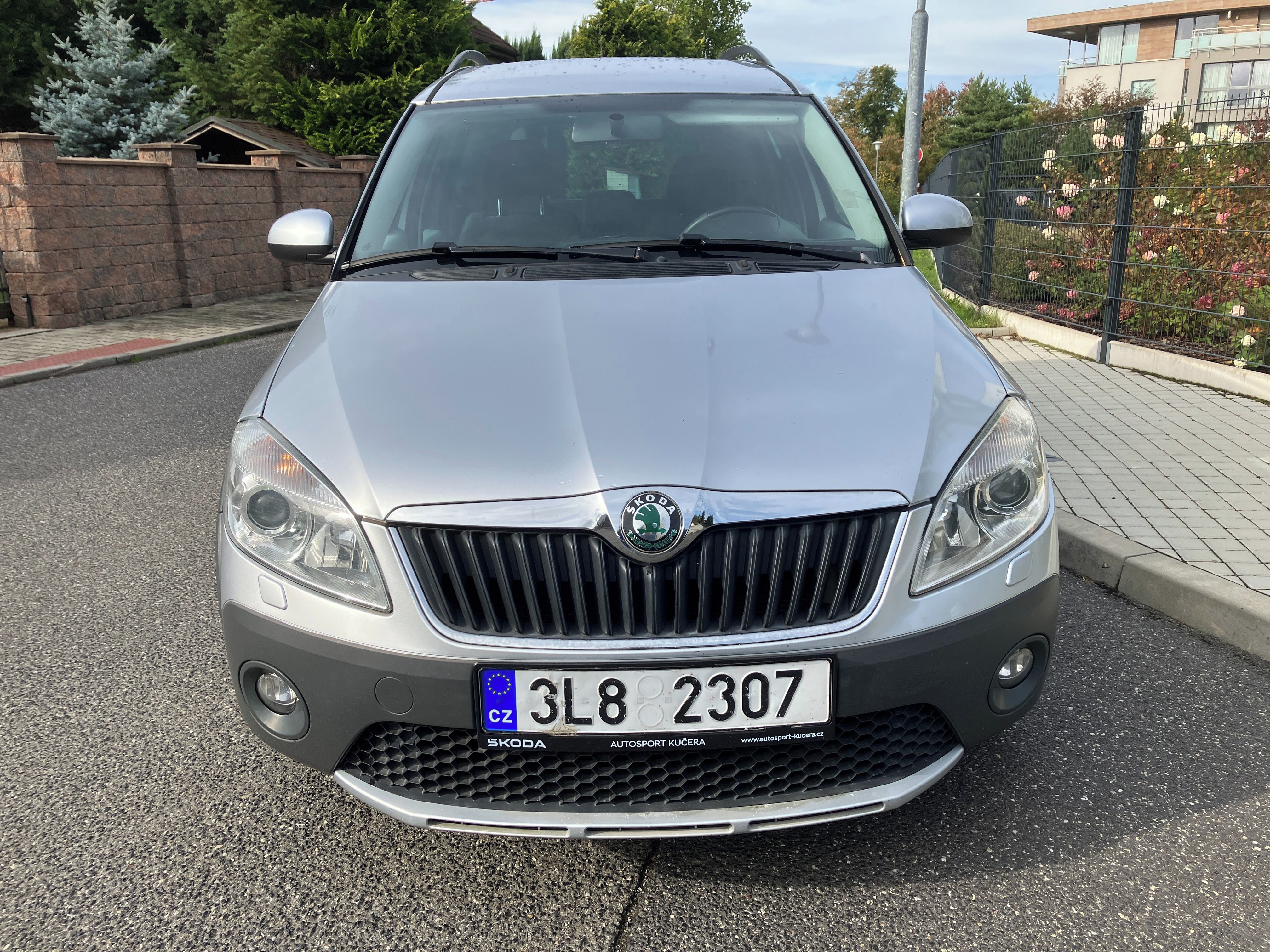 Škoda Roomster, 1,2 Tsi, 63kW SCOUT, odpoč.DPH - fotka 3