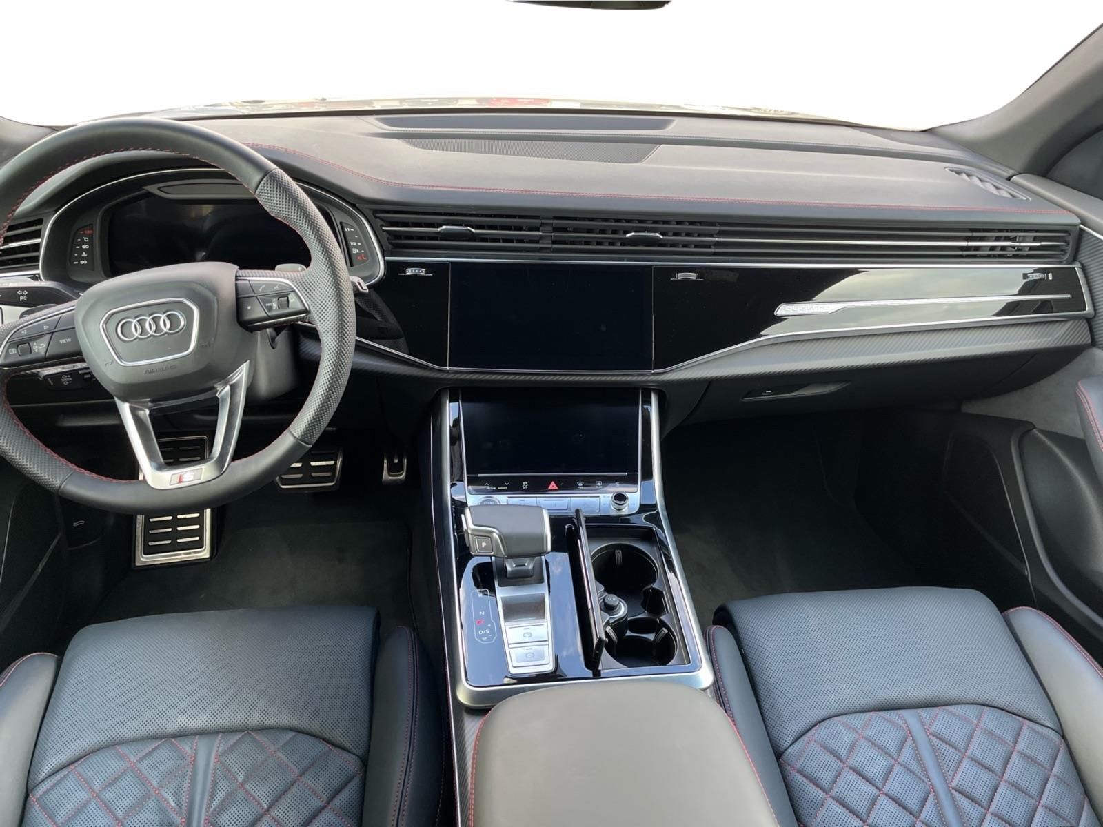Audi Q8, TFSI quattro - fotka 5