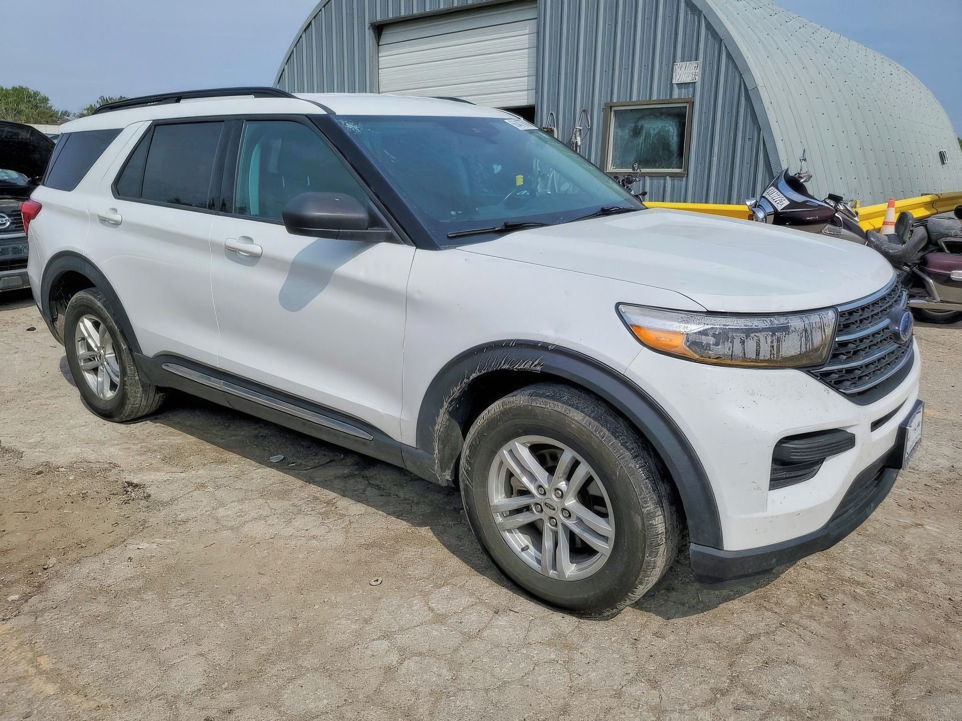 Ford Explorer, Auto na cestě - fotka 4