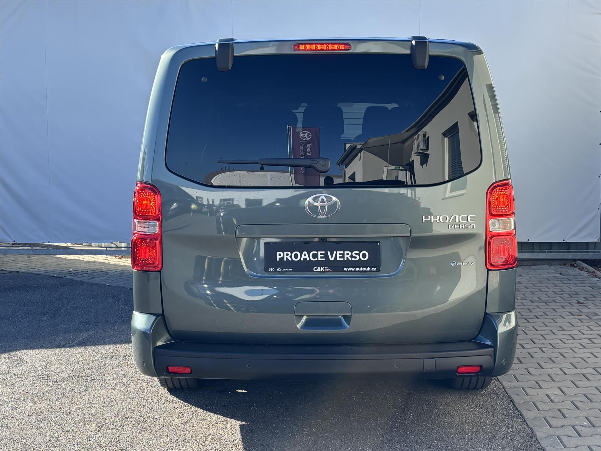 Toyota Proace Verso, Full Electric 75kWh 136k L2  F - fotka 4