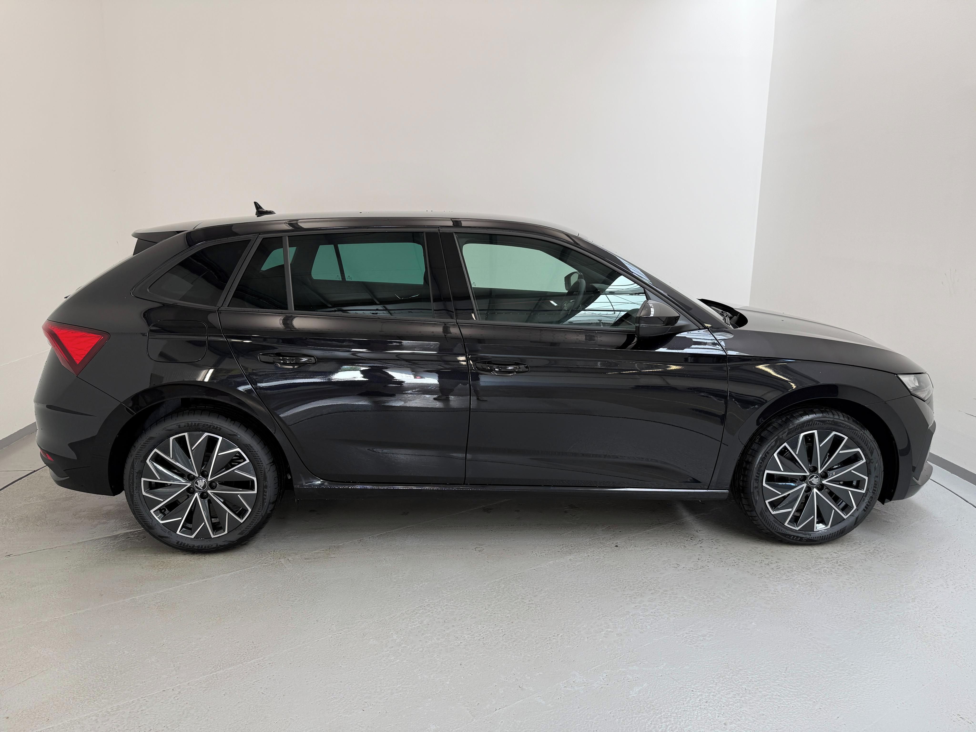 Škoda Scala, Dynamic 1,0 TSI 85 kW 7DSG - fotka 6