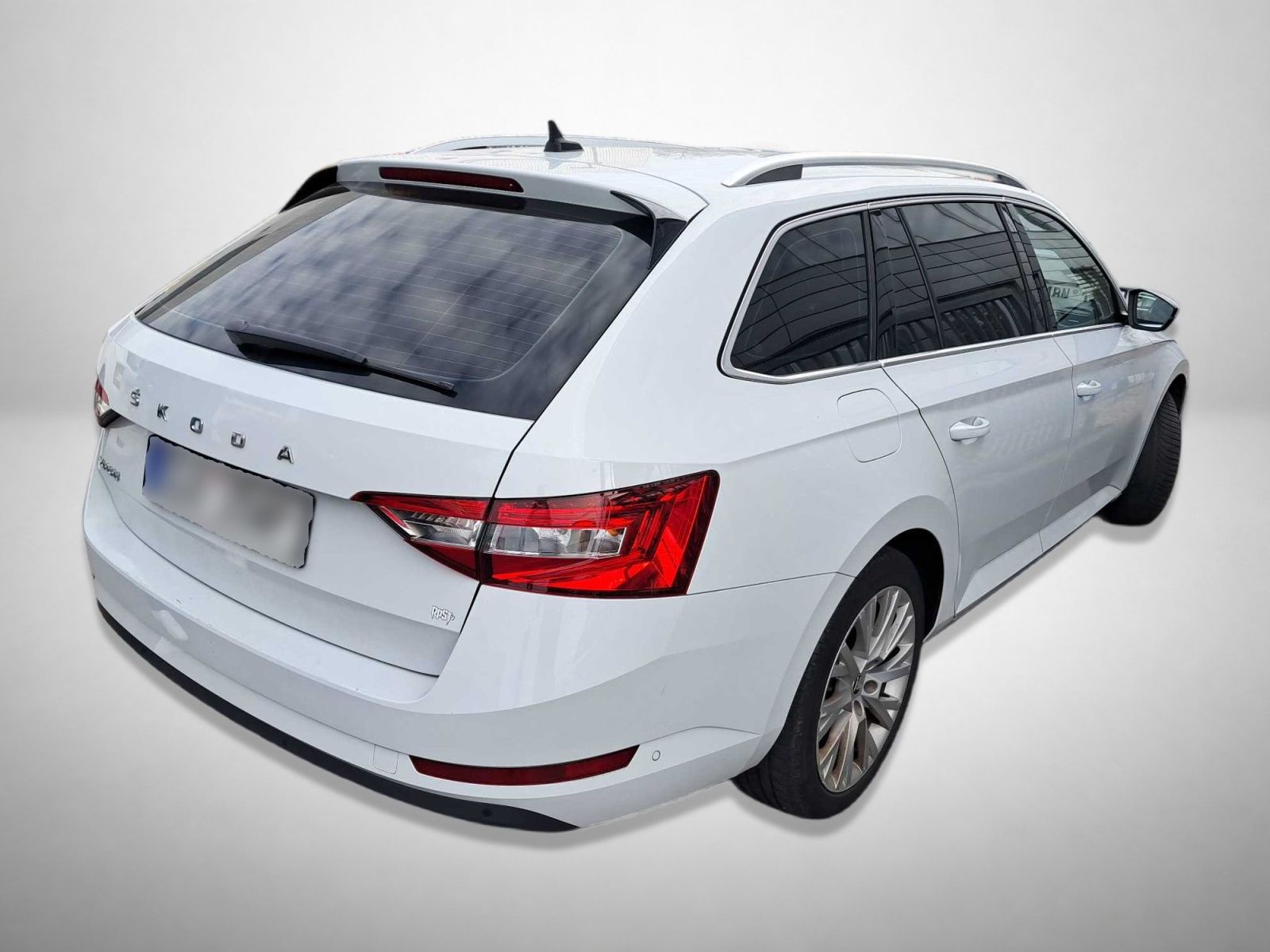 Škoda Superb, iV 1.4 TSI PHEV, Automat, Navi - fotka 2