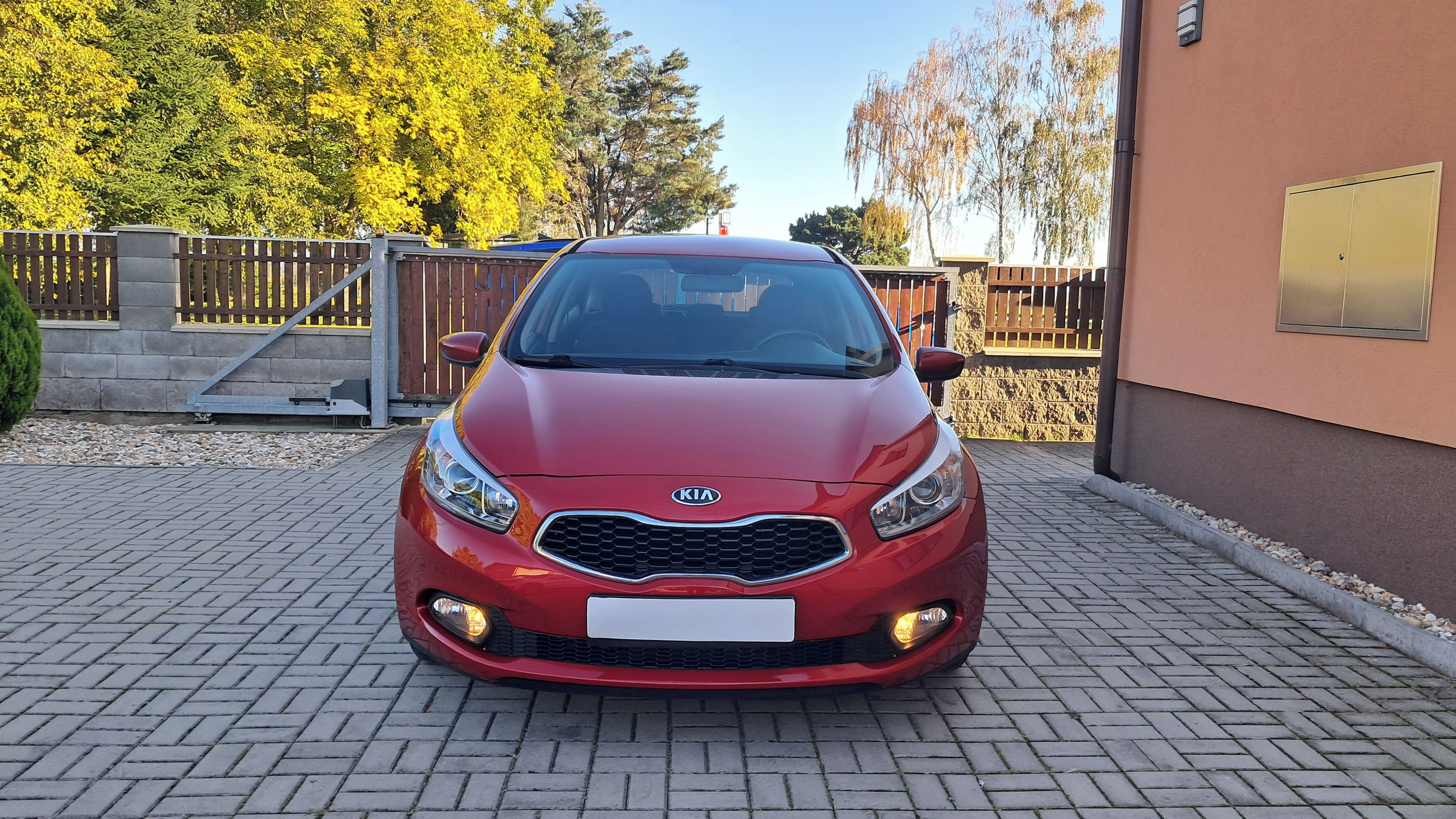 Kia Cee´d, 1.4i / COMFORT ČR - fotka 2