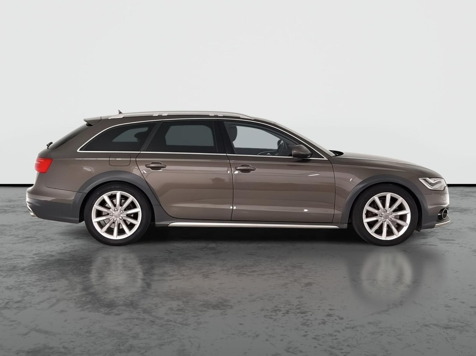 Audi A6 allroad, 3.0 TDI, 4X4, Automat - fotka 6