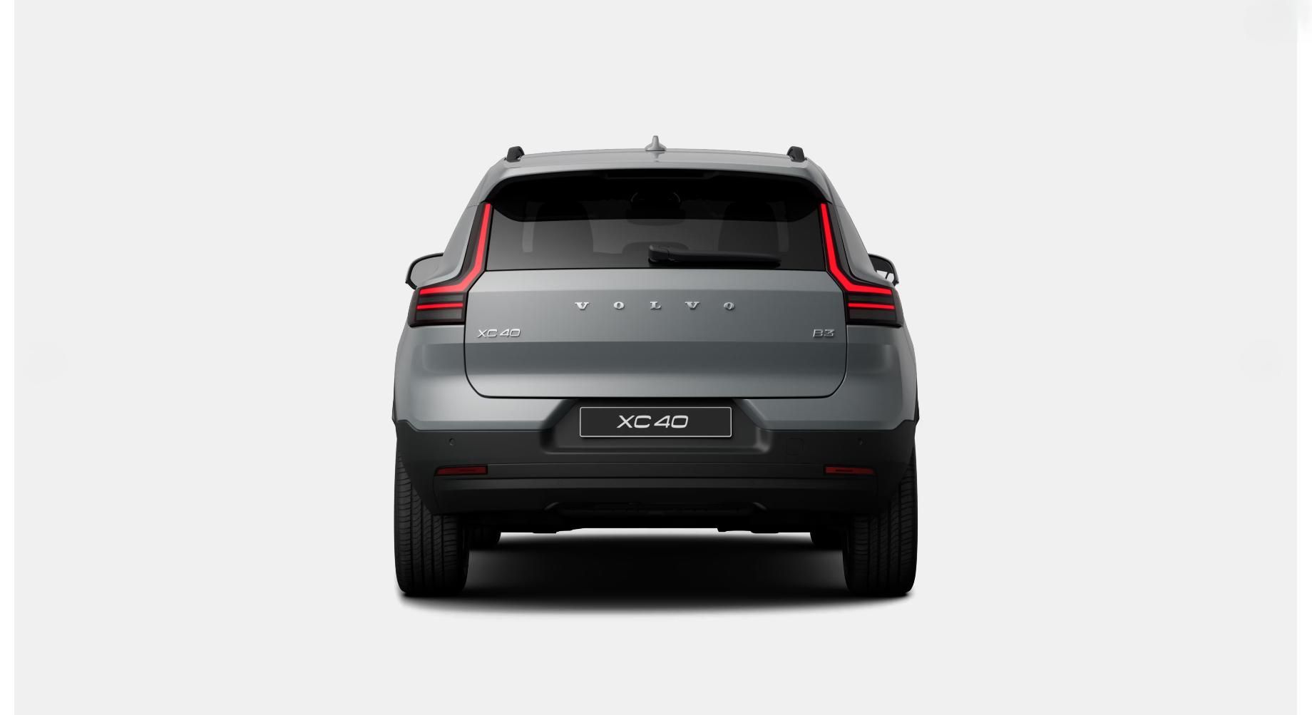 Volvo XC40, B3 ULTRA DARK AUT - fotka 4