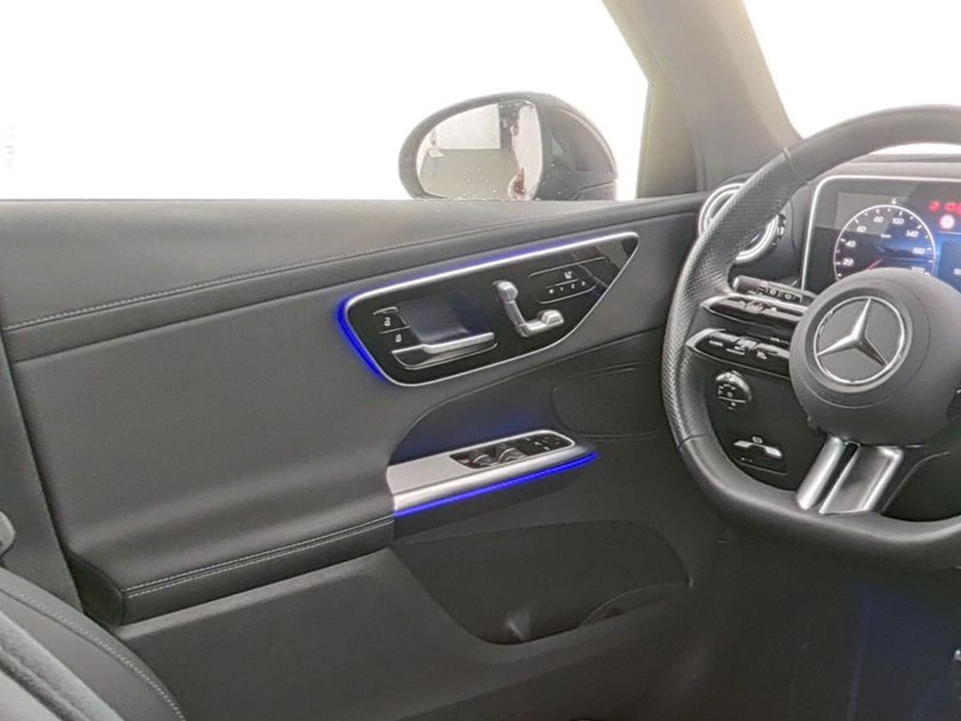 Mercedes-Benz GLC, 220d AMG - fotka 5
