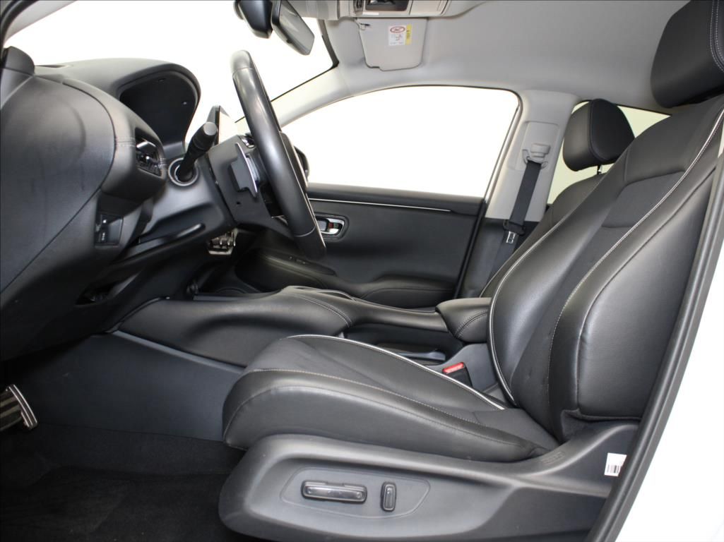 Honda ZR-V, 2,0 Hybrid Záruka 1.maj.ČR - fotka 6