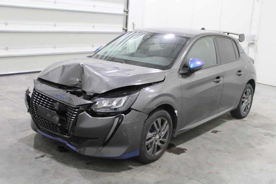 Peugeot 208, 1,2 i 74 kw 41 tkm CAR-PASS