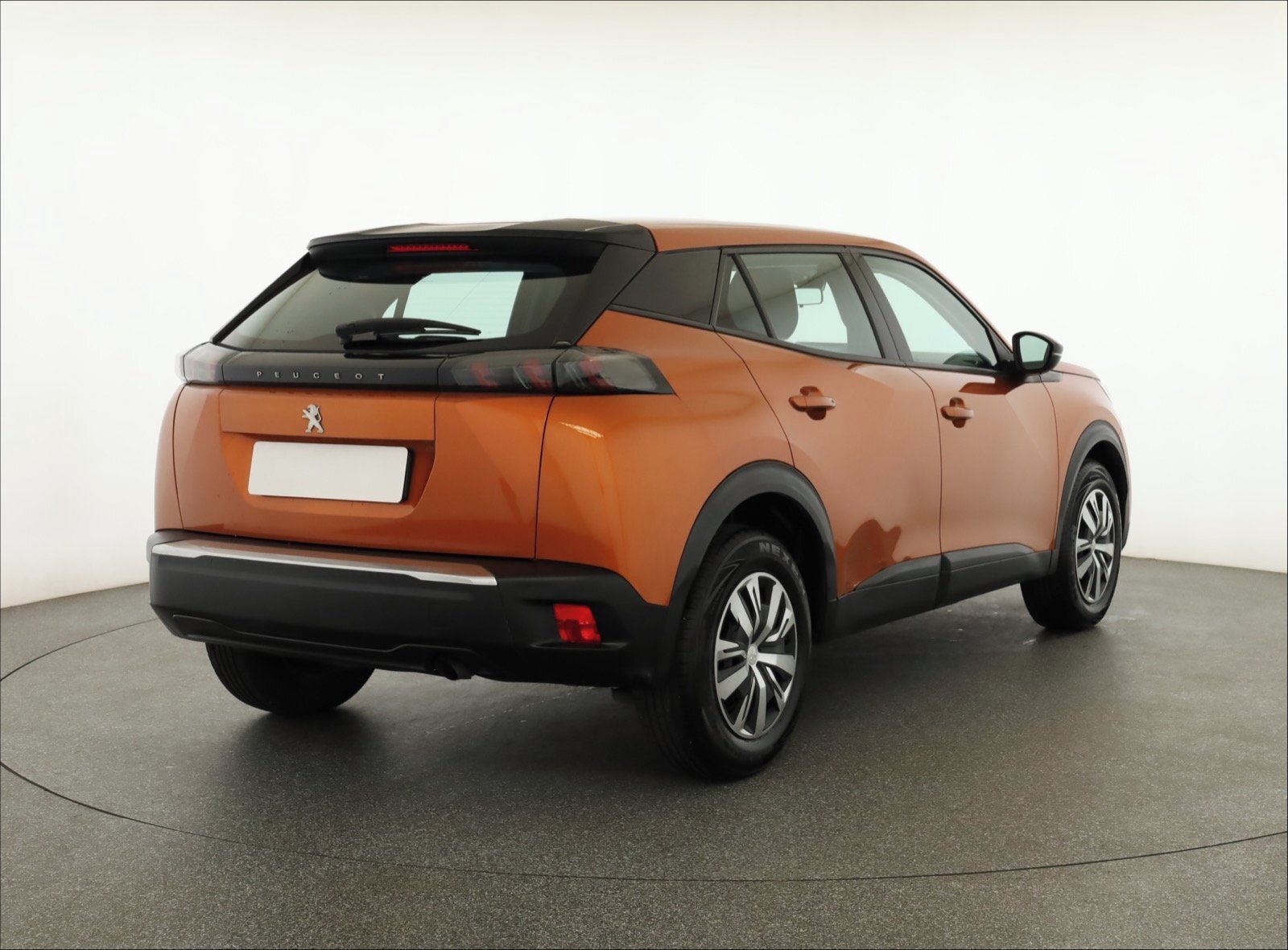 Peugeot 2008, 1.2 PureTech, Tempomat - fotka 5