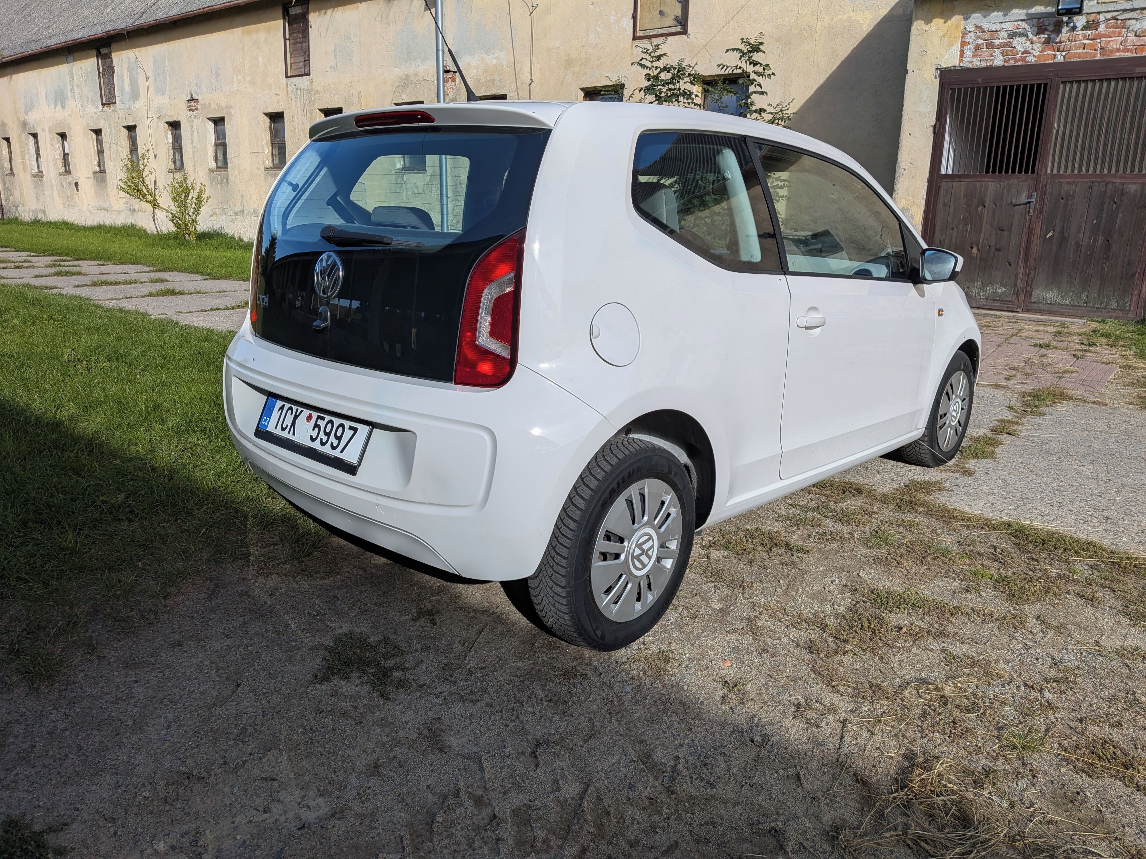 Volkswagen Up!, 1.0i - fotka 5