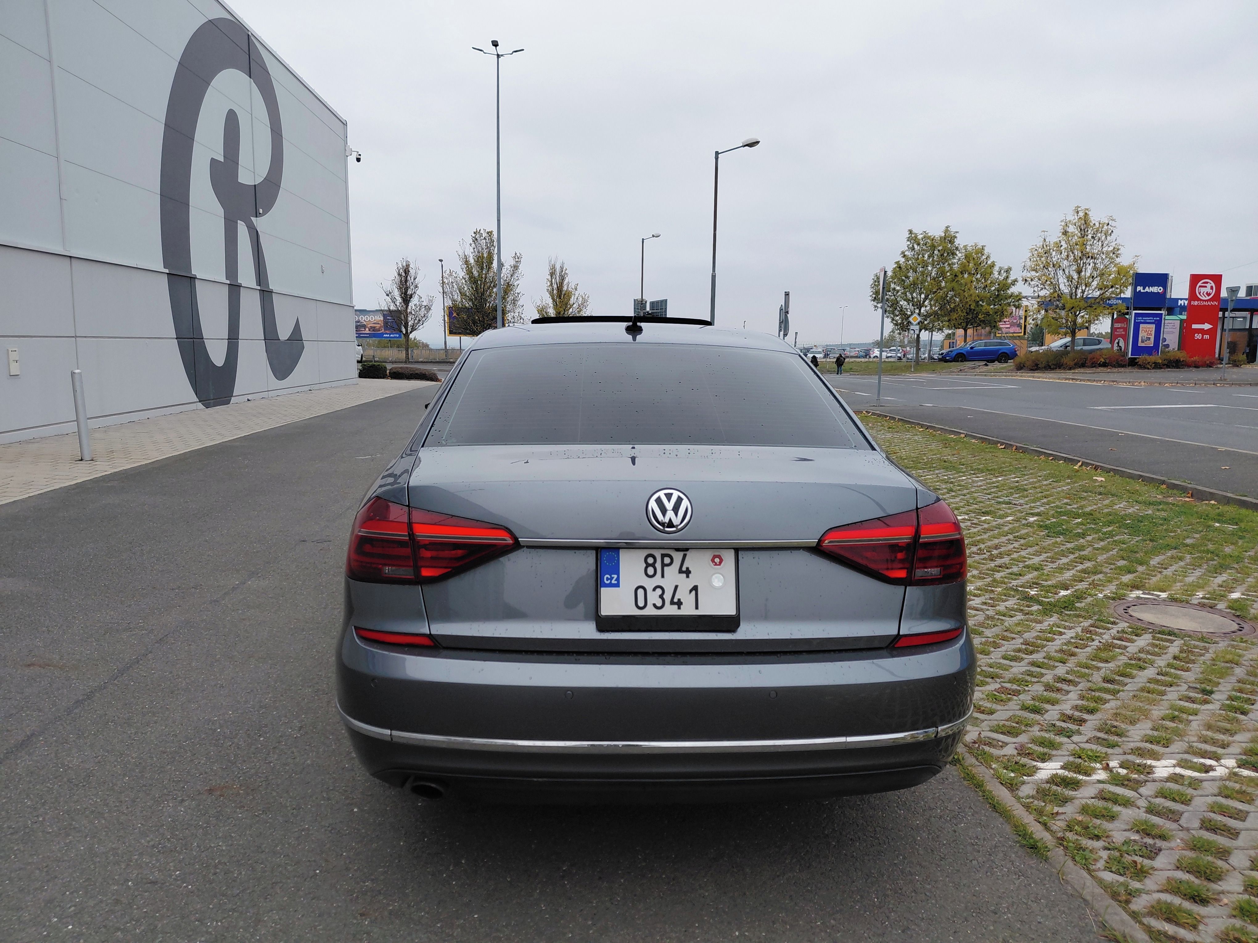 Volkswagen Passat, 2.0T 130KW 2.MAJ, DOVOZ USA - fotka 6