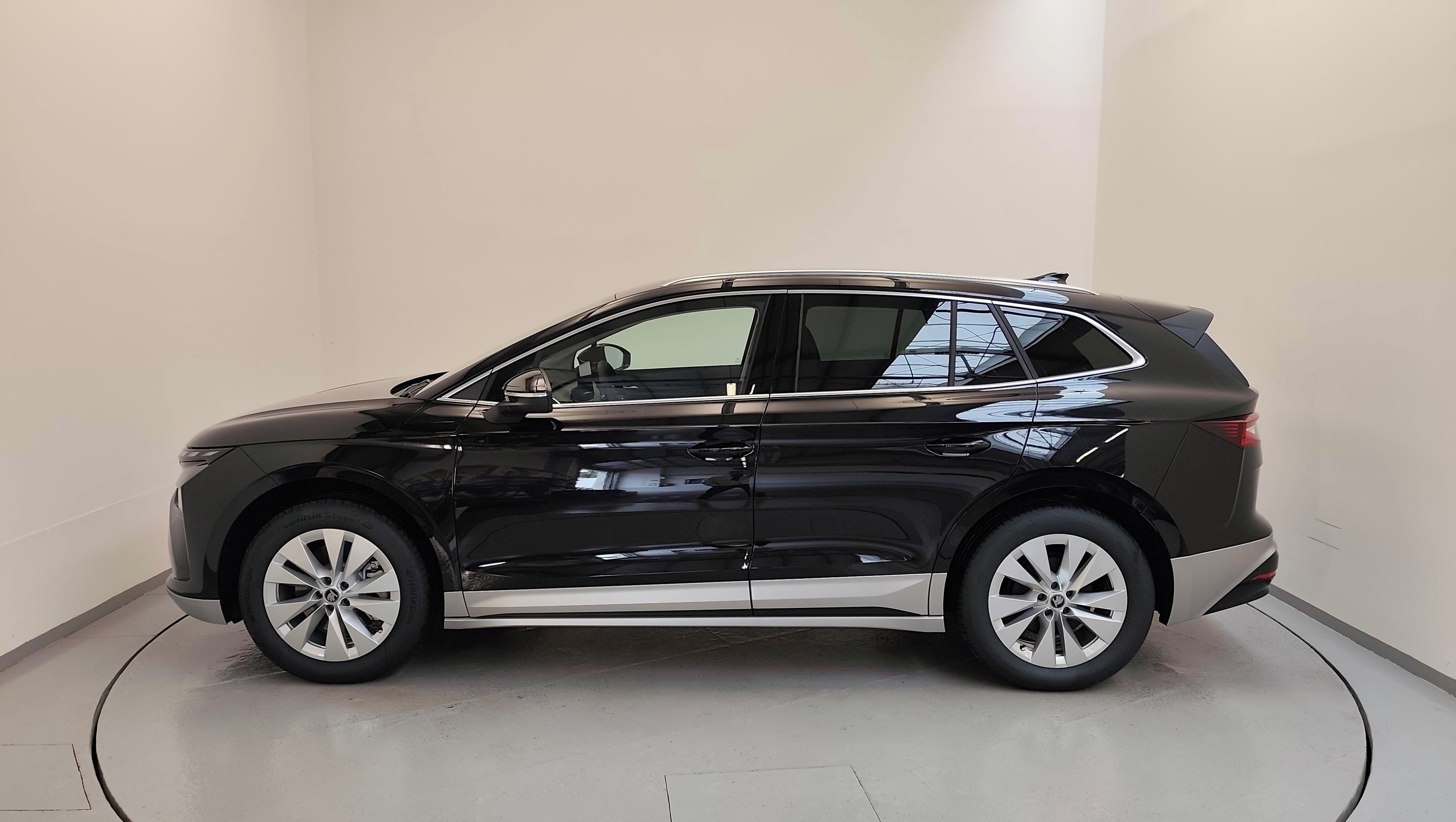 Škoda Enyaq, Selection 82 kWh 210 kW (2027) - fotka 2