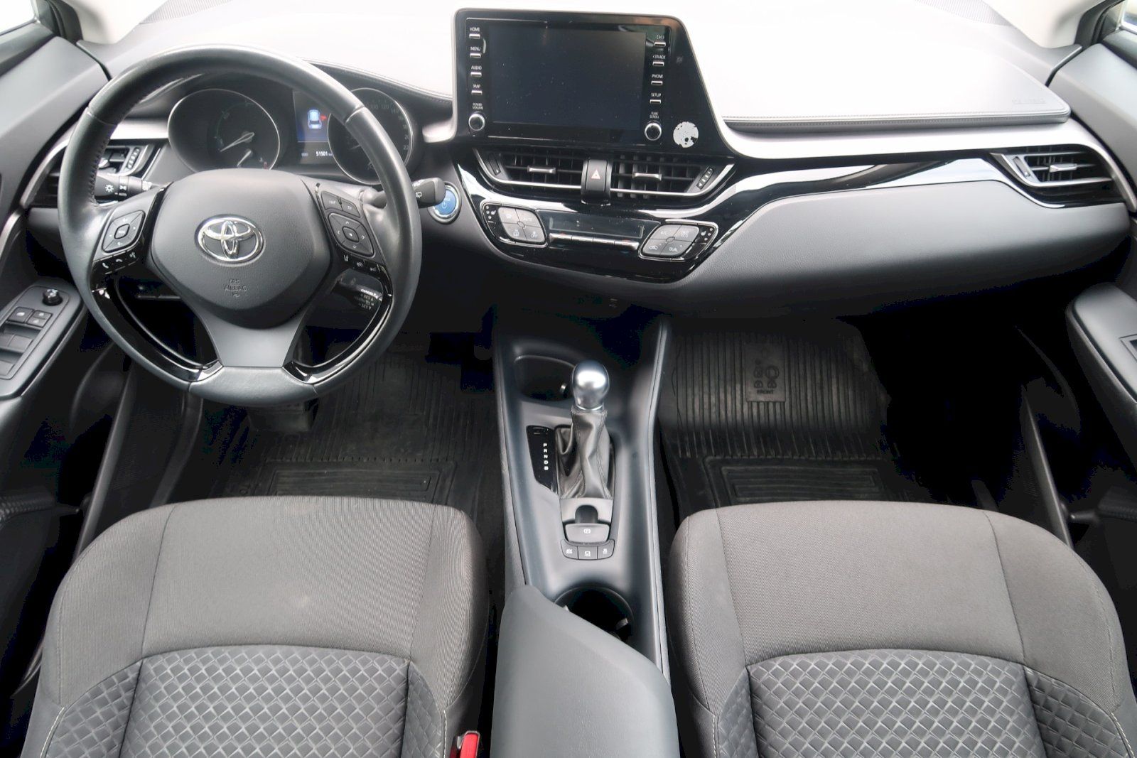 Toyota C-HR, C-HR 1,8 Hybrid 90kW e-CVT Com - fotka 5
