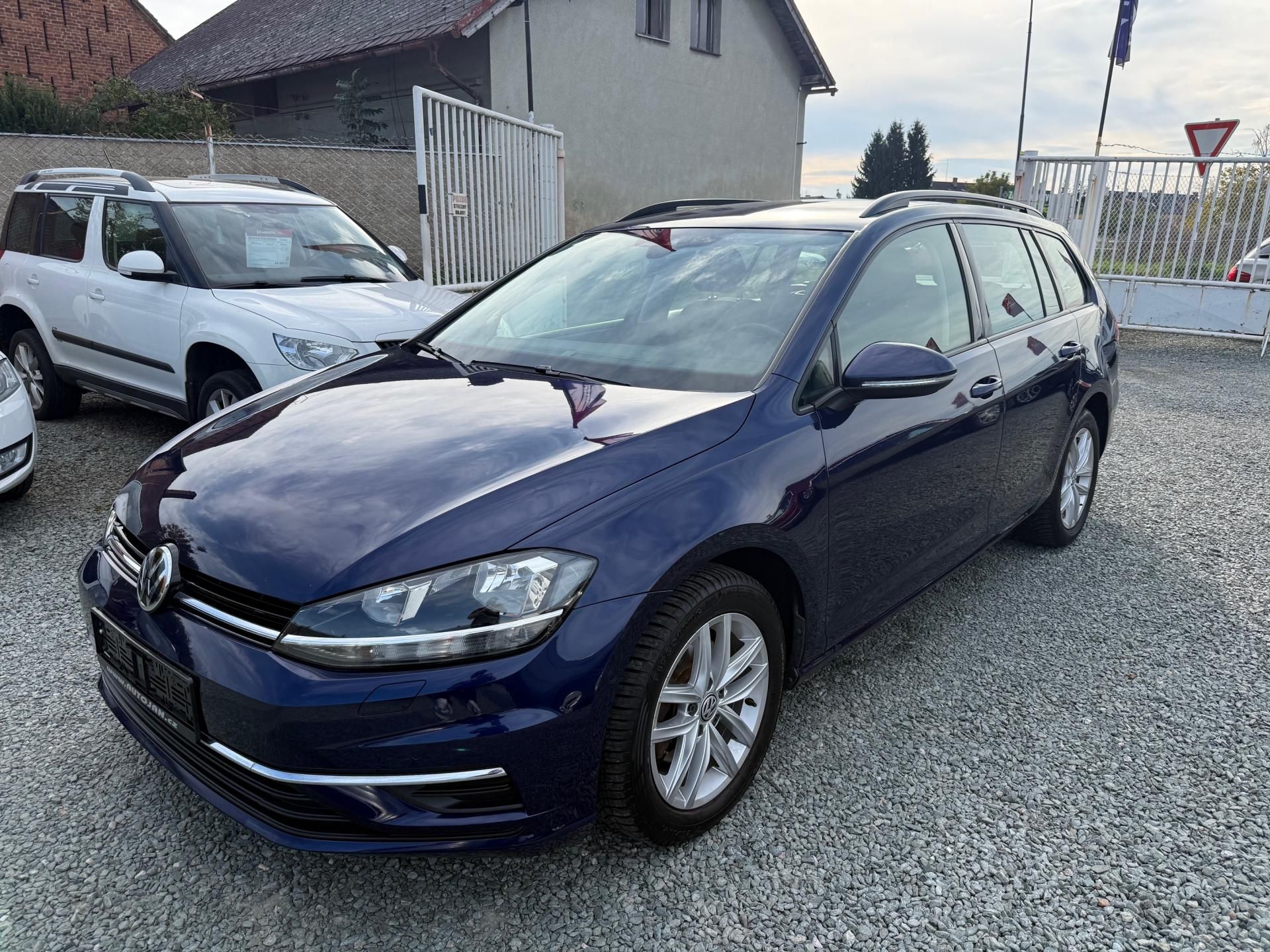 Volkswagen Golf, 1.5 TSI COMFORTLINE - fotka 3