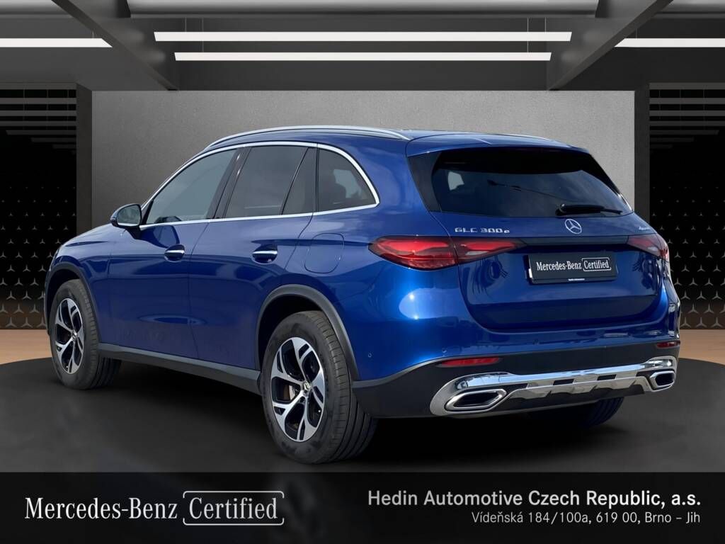 Mercedes-Benz GLC, 300 e 4MATIC - fotka 3
