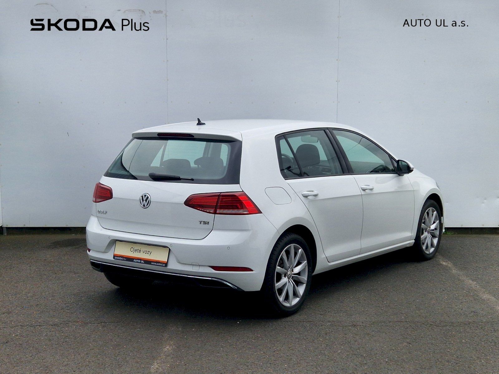 Volkswagen Golf, 1.0TSI 81kW DSG Maraton Editio - fotka 2
