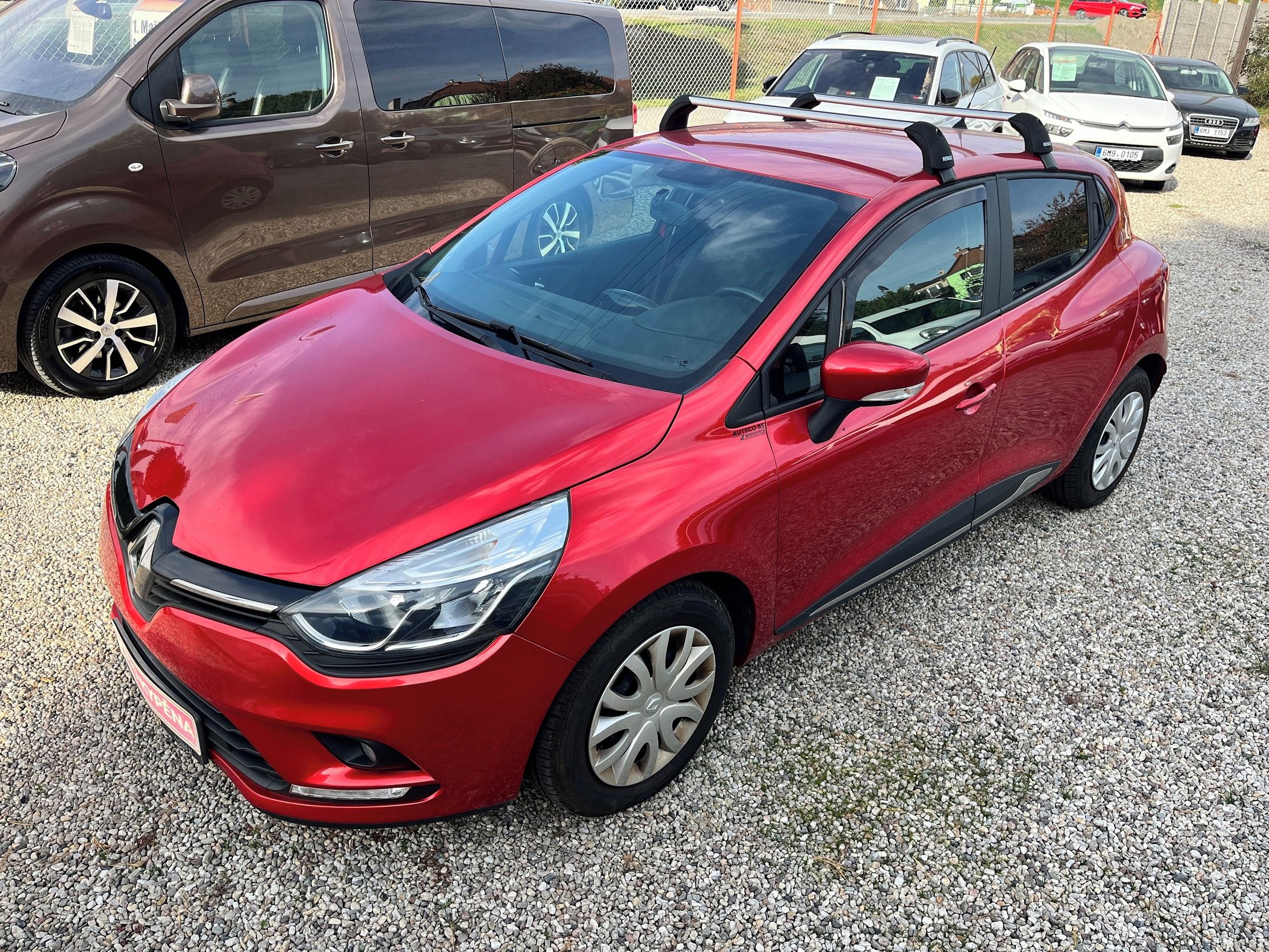 Renault Clio, 1.2 16V-54kW, ČR-1.Majitel!!!! - fotka 2