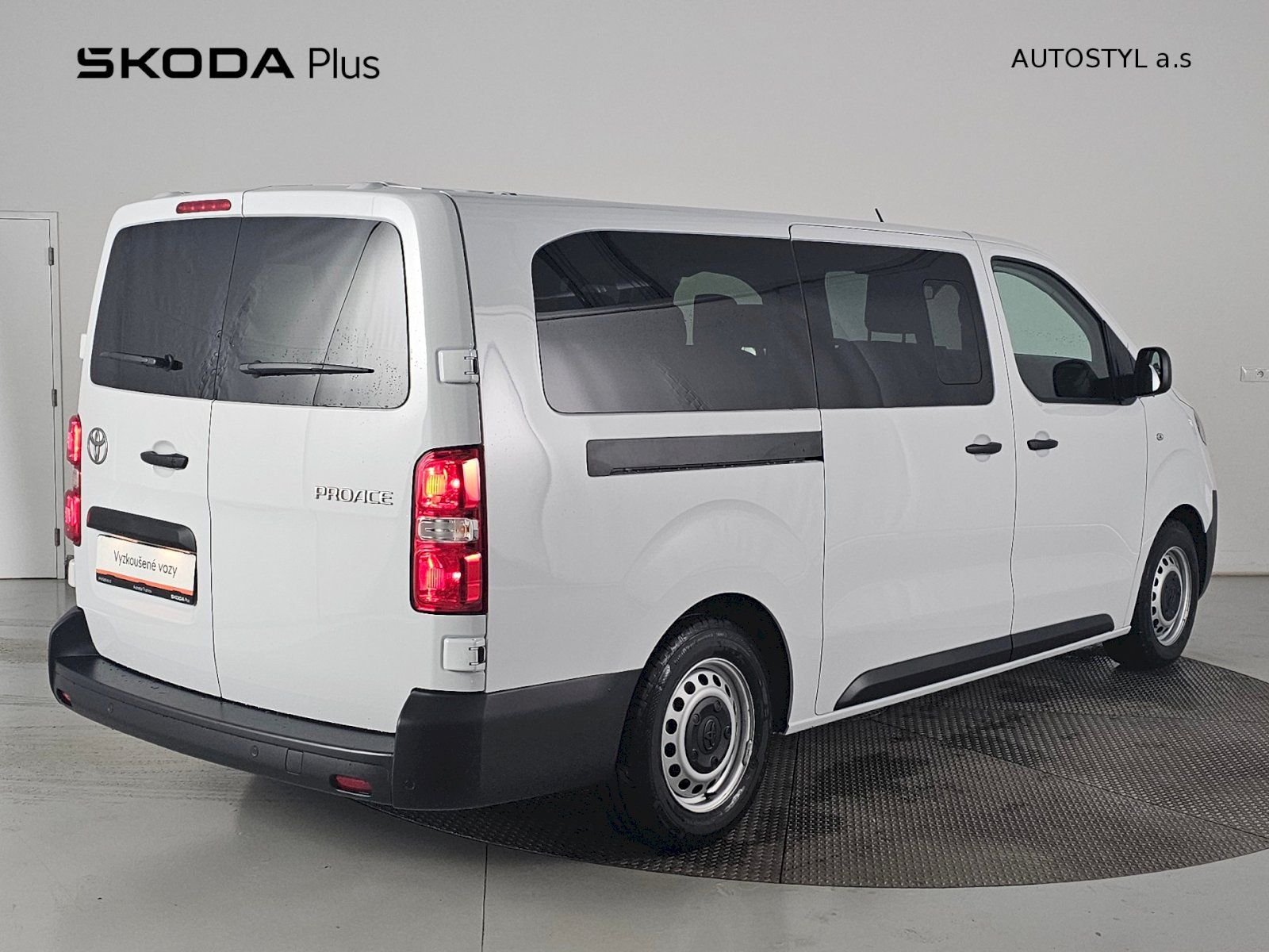 Toyota Proace Verso, 2.0D 106kW COMBI L2 8S - fotka 2