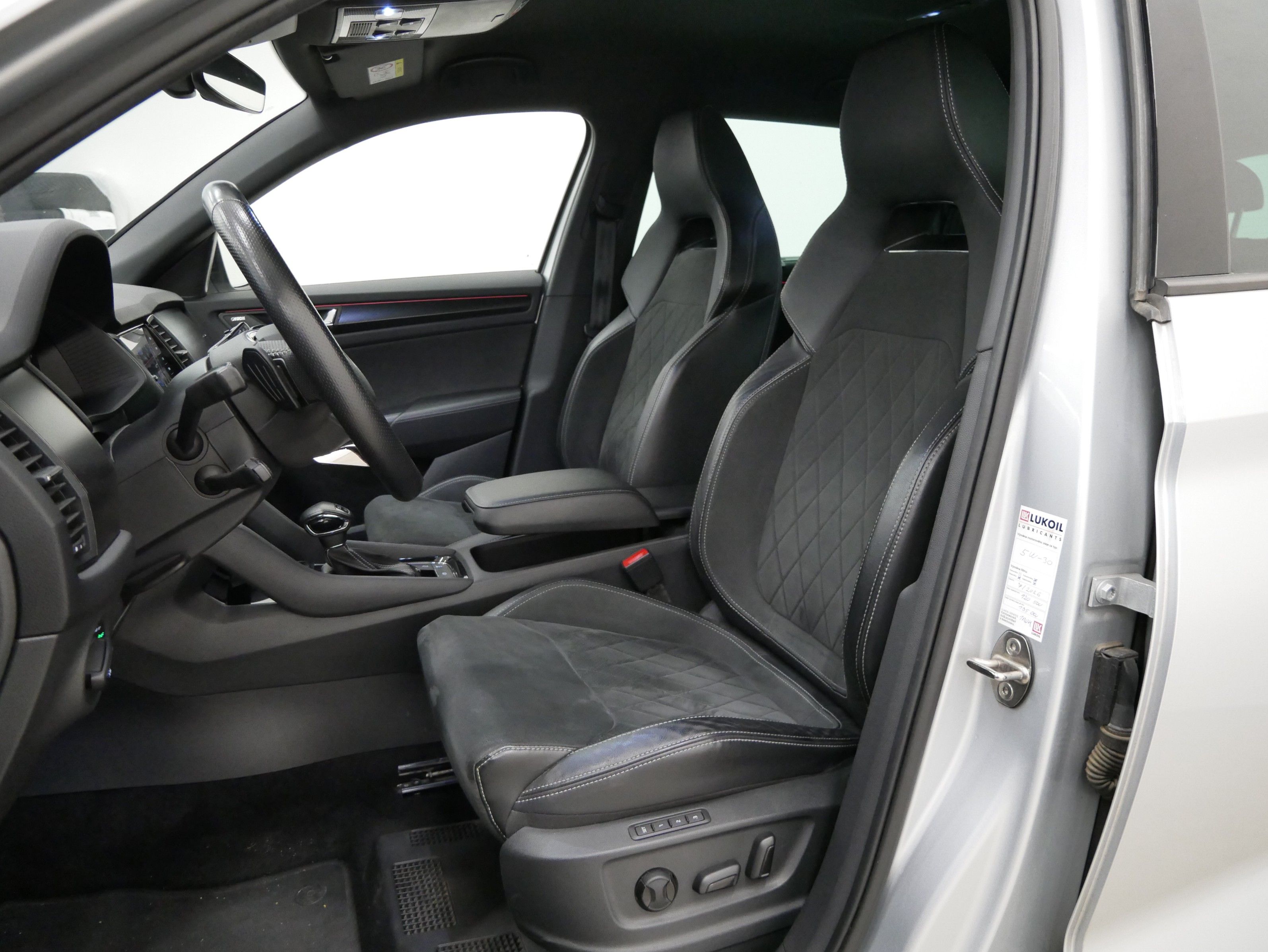 Škoda Kodiaq, 2.0 TDI 147 kW 4x4 Sportline - fotka 6