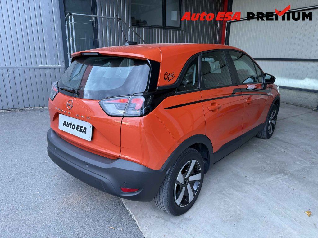 Opel Crossland, 1.2t,2.maj,ČR - fotka 2