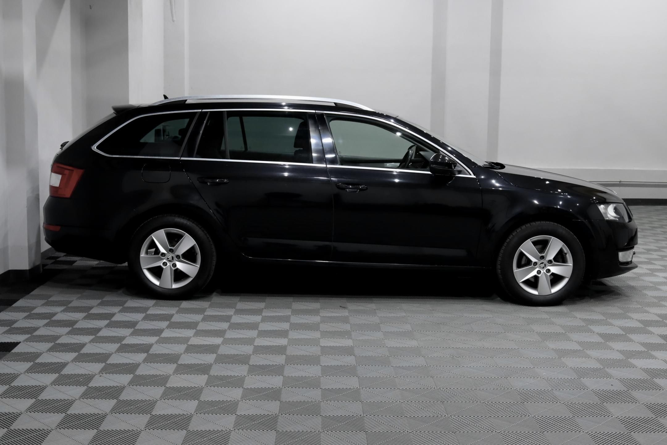 Škoda Octavia, 3 Combi 1.4 TSI 110 kW - fotka 4