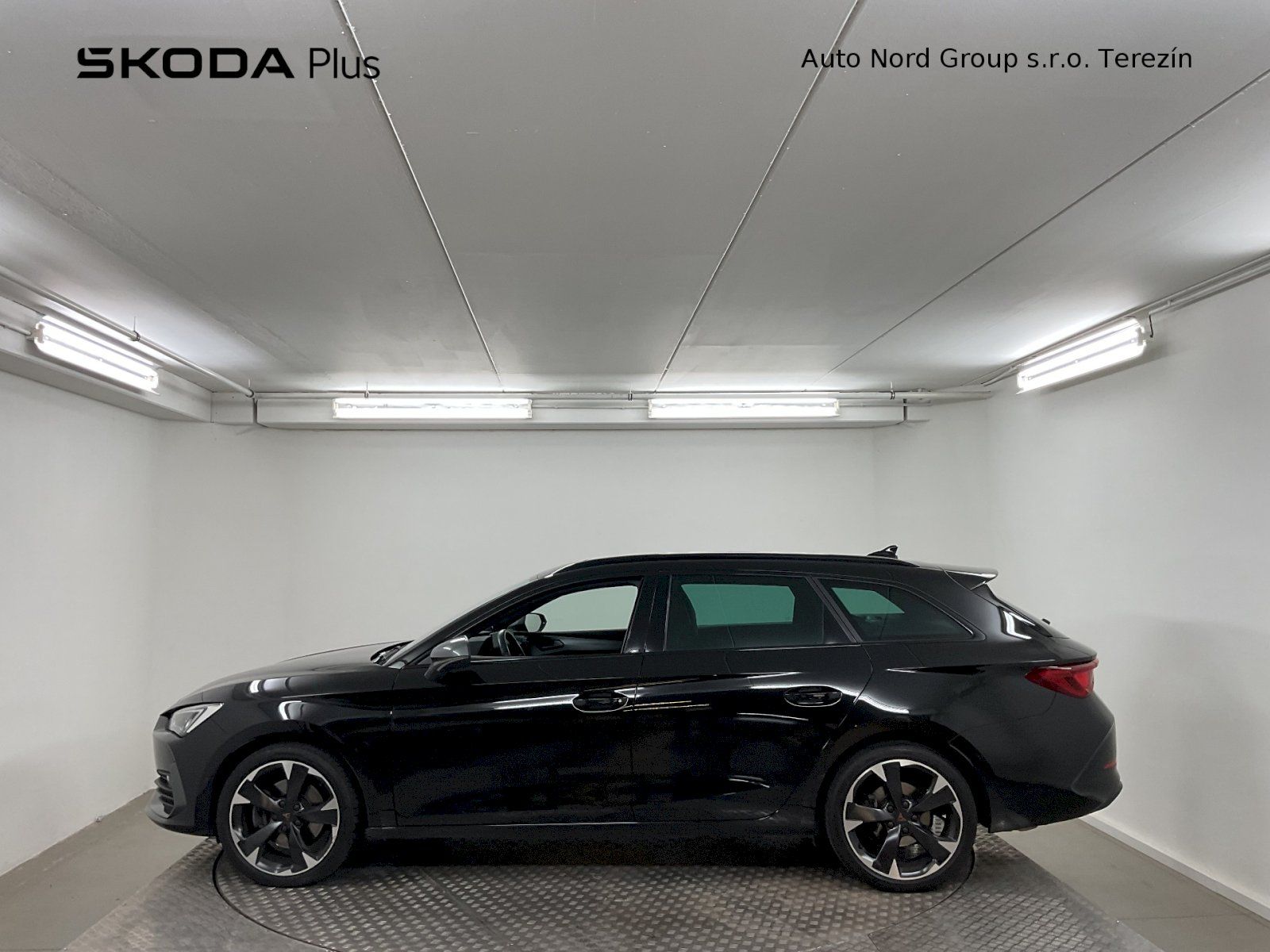 Cupra Leon, SP 4X4 2.0 TDI 110kW DSG - fotka 3