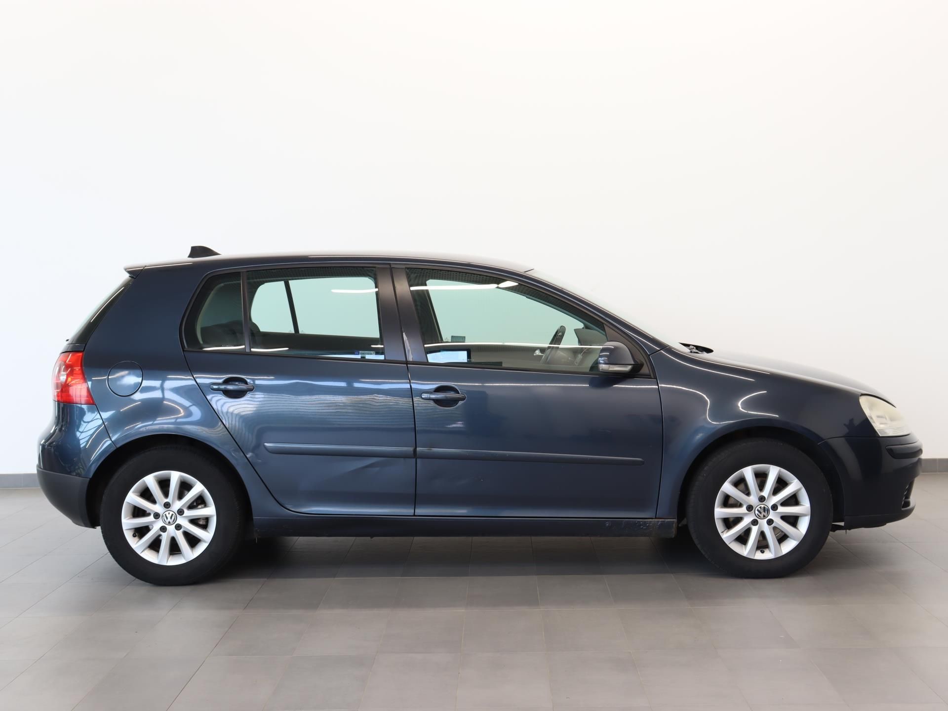 Volkswagen Golf, 1,9 TDI Trendline - fotka 3