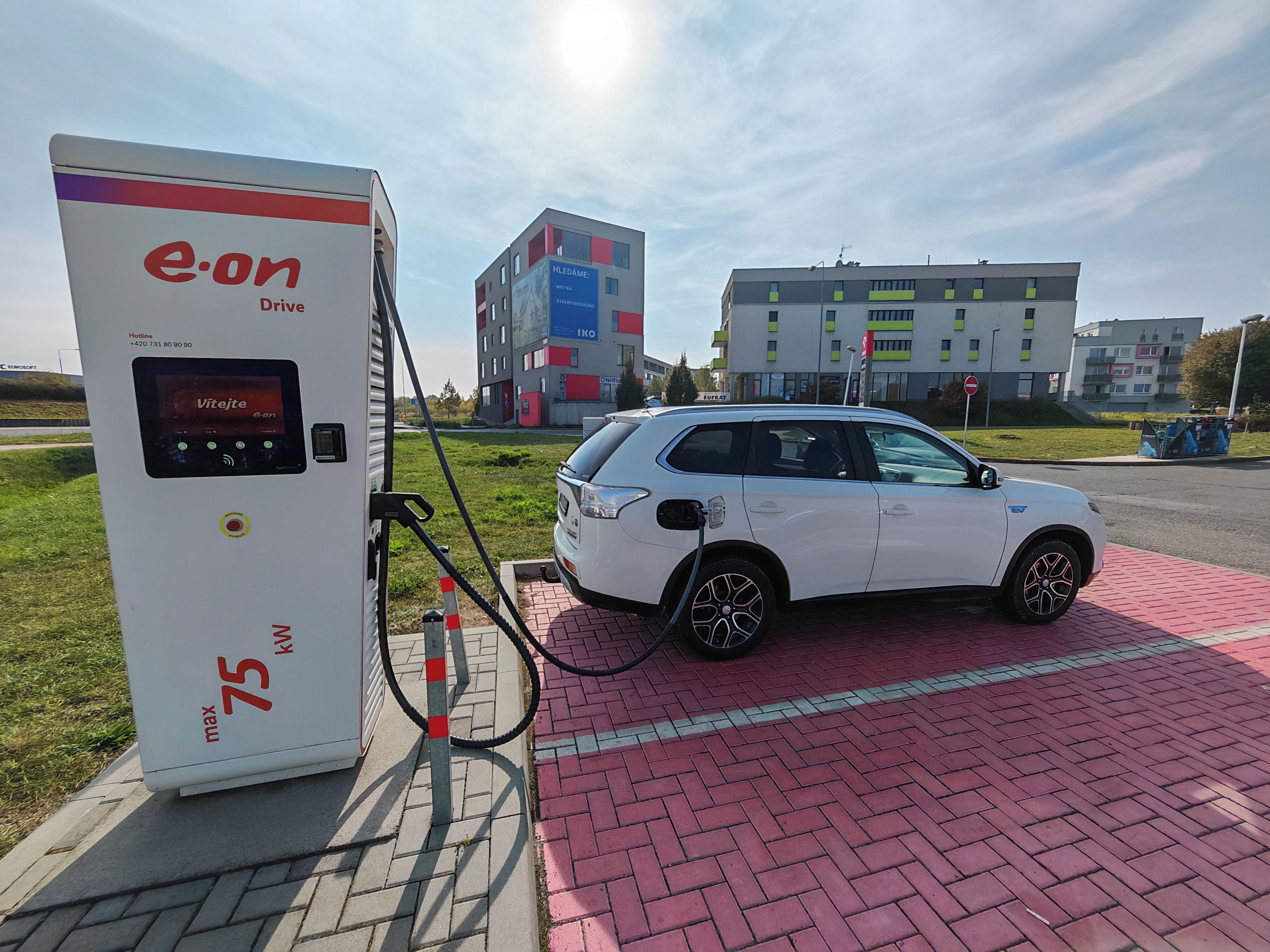 Mitsubishi Outlander, Phev - fotka 6