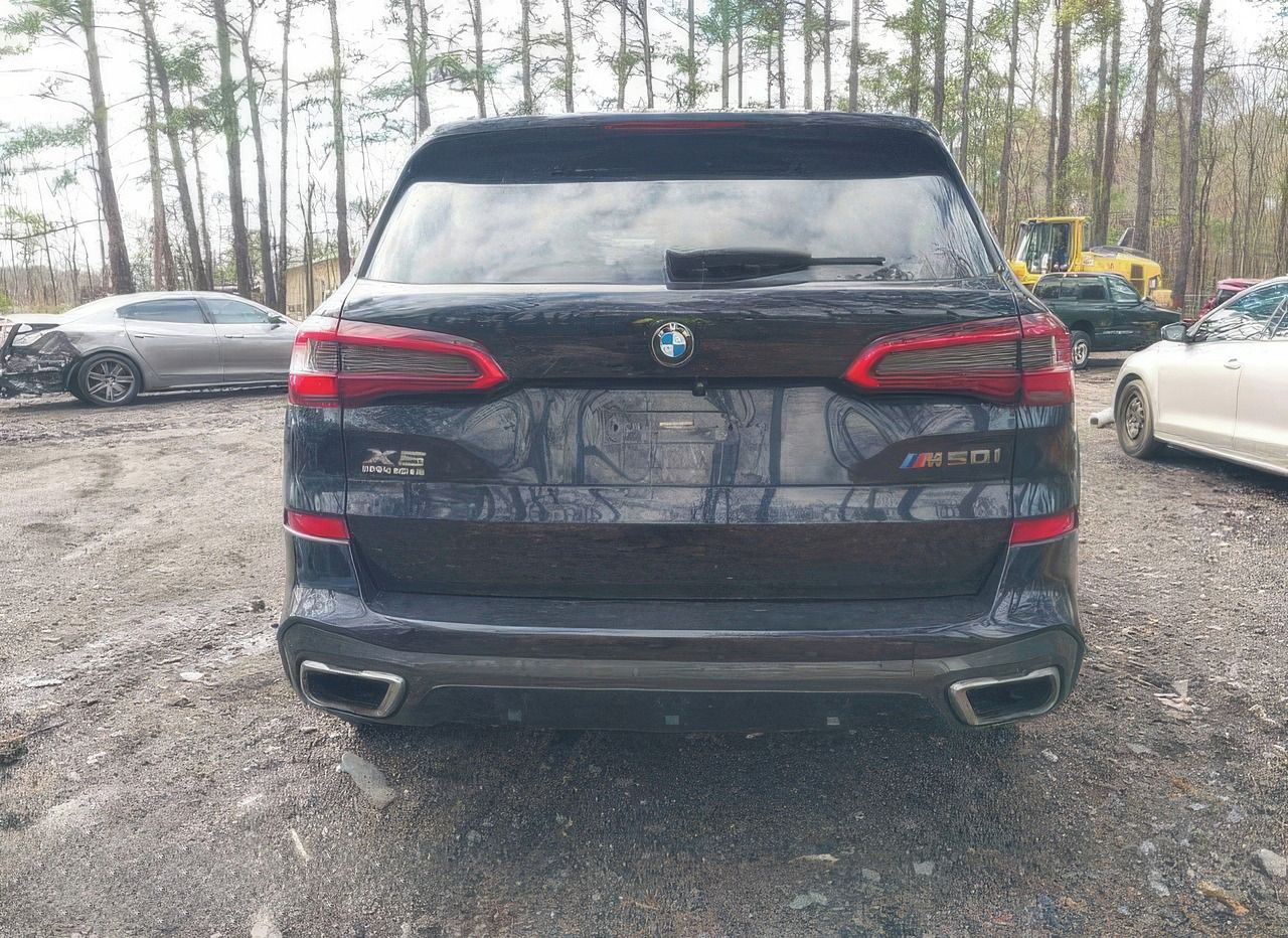 BMW X5, Auto na cestě - fotka 6