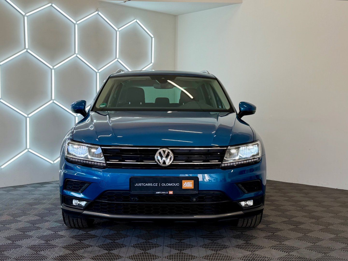 Volkswagen Tiguan, 1.4TSi, 110kW, 1.MAJ.SERV.KNIH - fotka 3