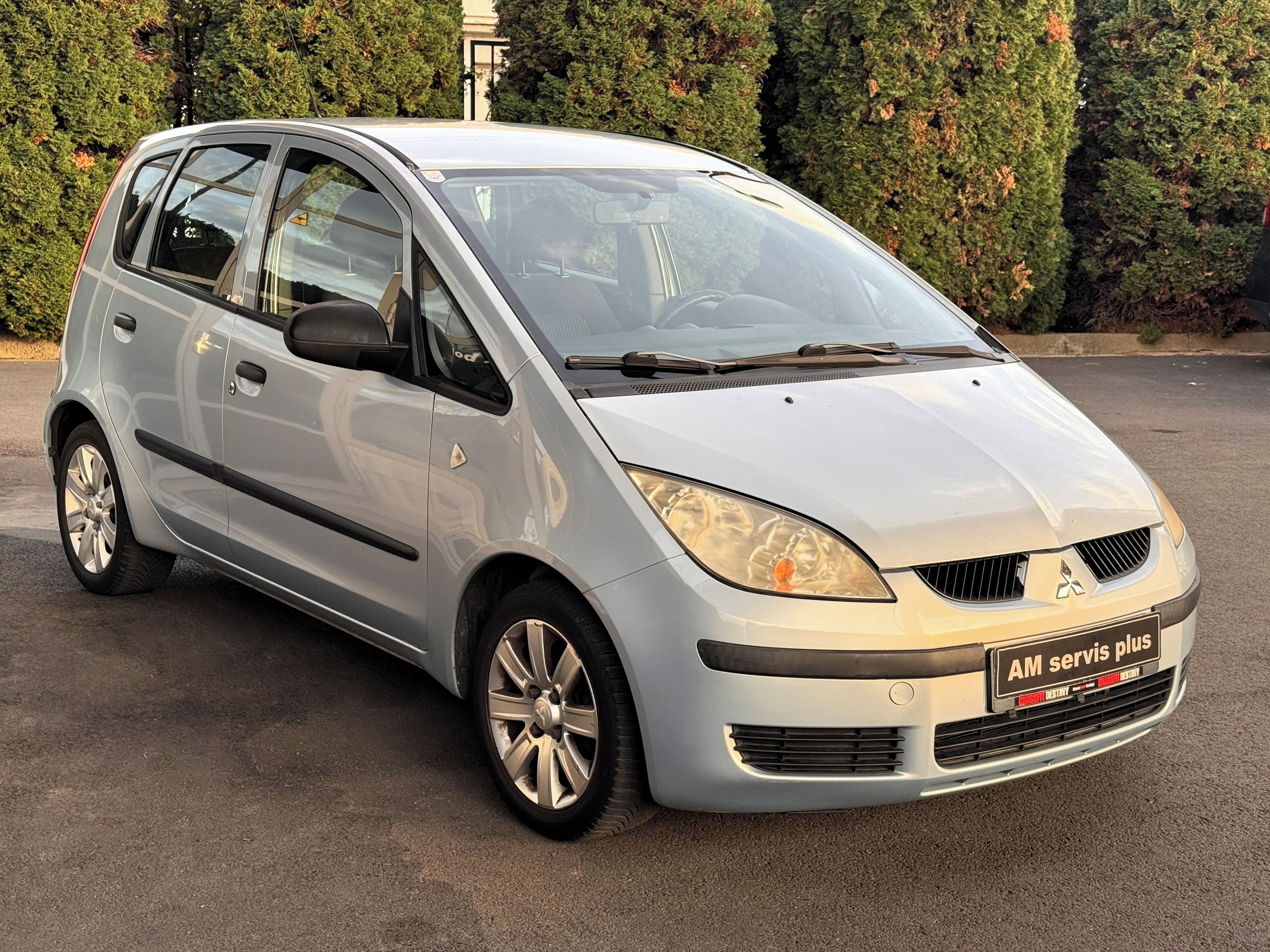 Mitsubishi Colt, 1.1i 55kW - fotka 5