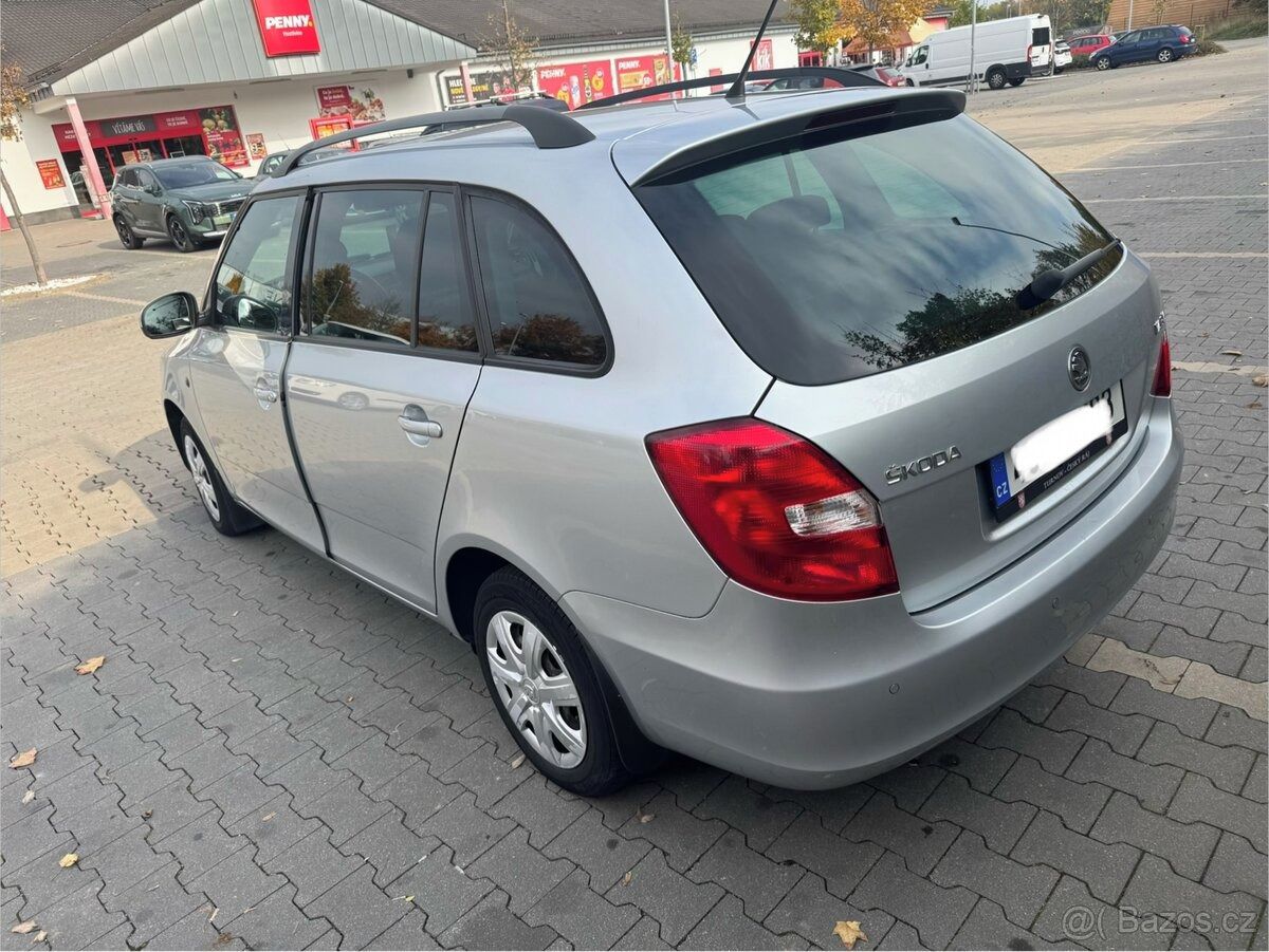 Škoda Fabia, Škoda Fabia Combi II - fotka 4