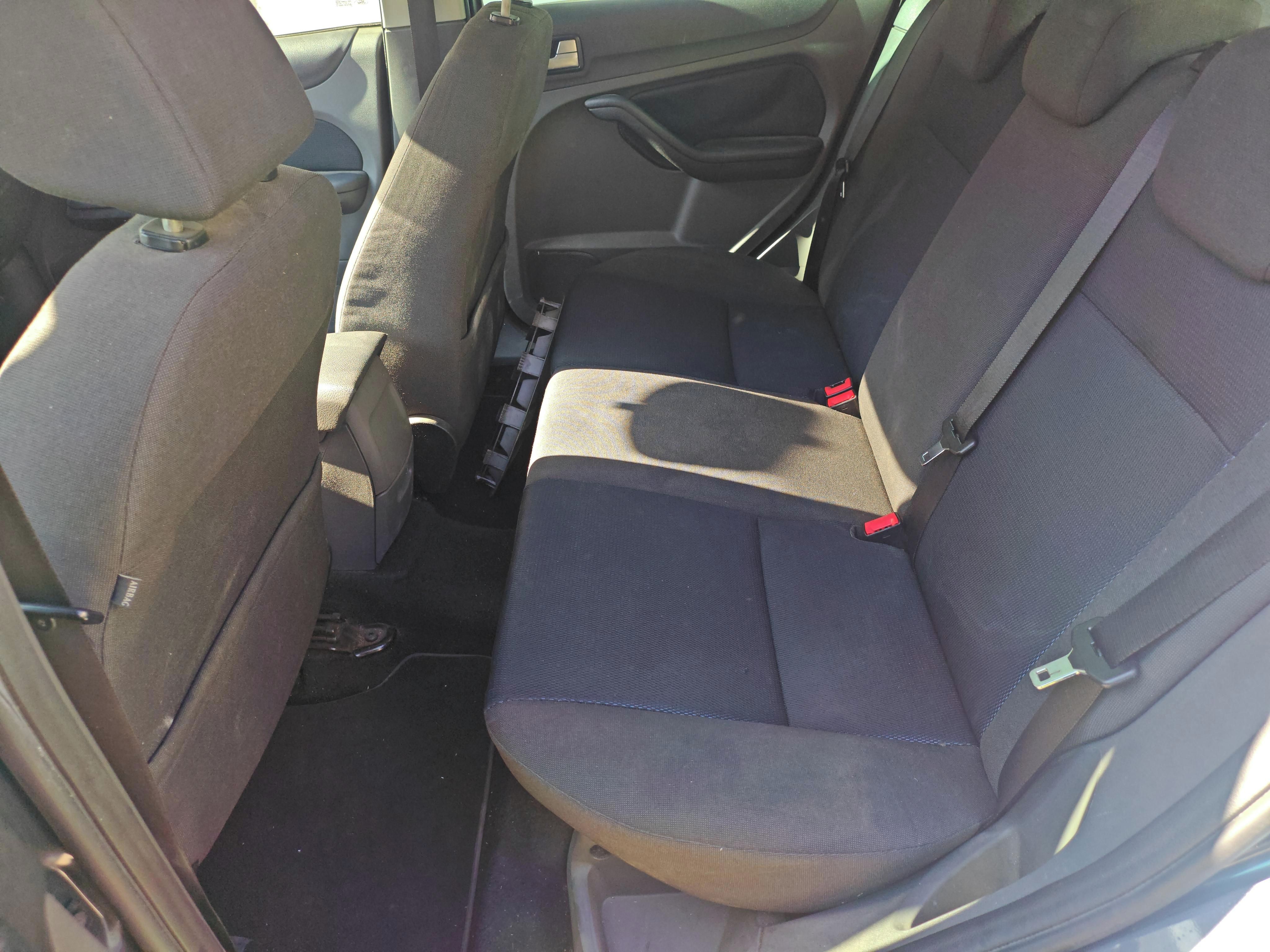 Ford Focus, AUTO FORD Focus 1.5, 66KW - fotka 4