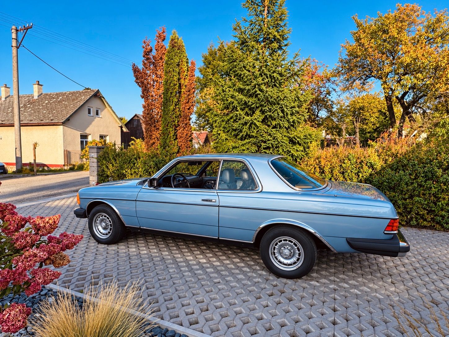 Mercedes-Benz 123, 300 CD Turbodiesel Coupé w123 - fotka 3