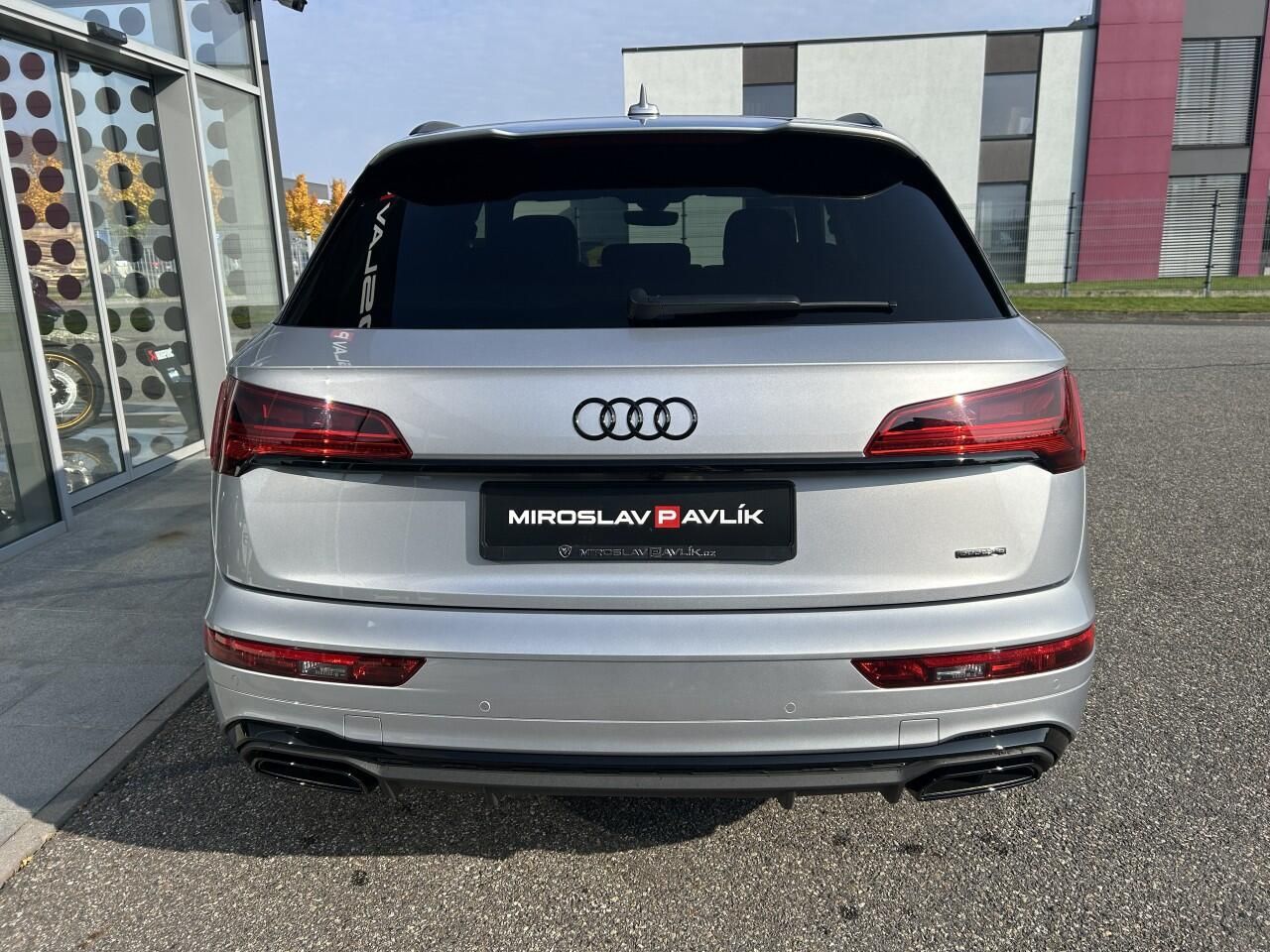 Audi Q5, S line 40 TDI quattro ZÁRUKA - fotka 6