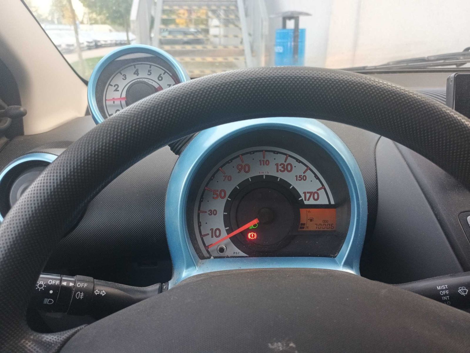 Peugeot 107, 1.0, po STK, jezdí výborně - fotka 3