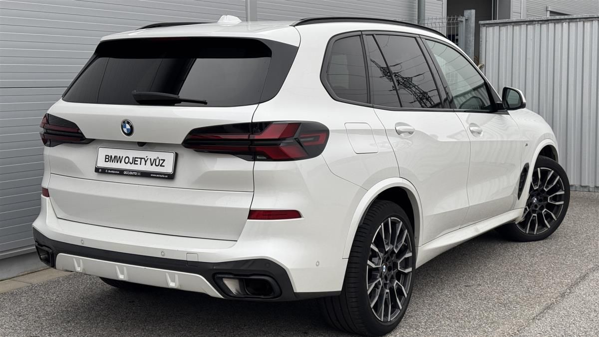 BMW X5, xDrive40d Mpaket ČR DPH 1.maji - fotka 2