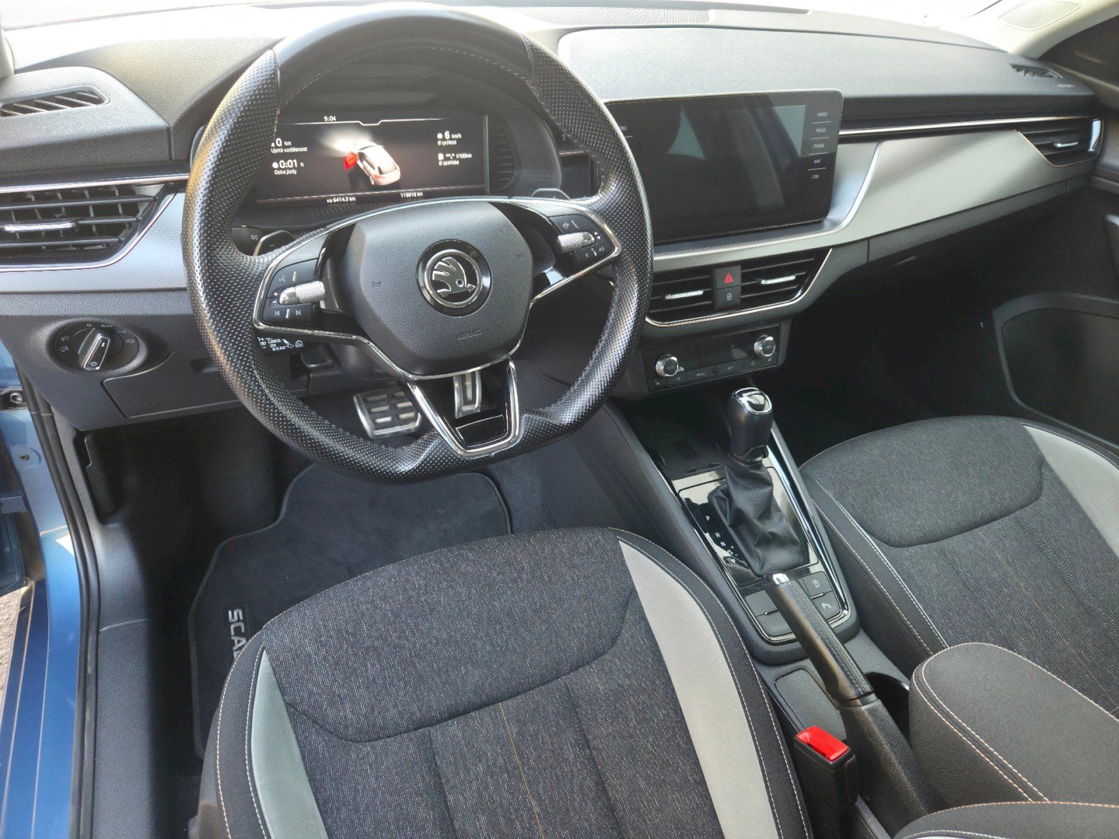 Škoda Scala, TSI 1.5/110kW DSG Style Plus - fotka 6