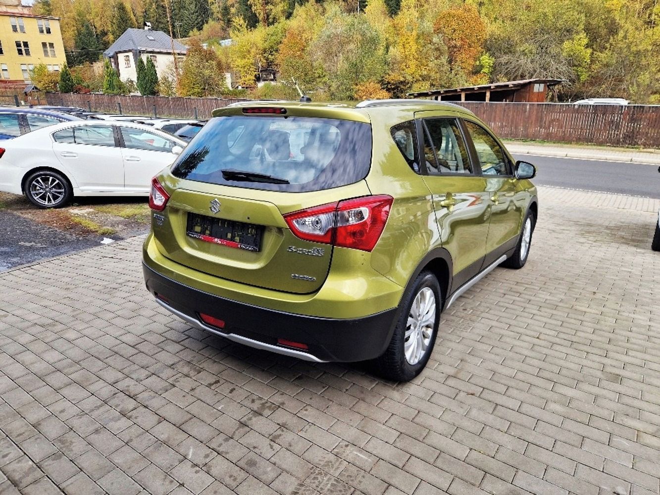 Suzuki SX4 S-Cross, 1.6 (88 kW), 4x4, 63 tis. km - fotka 4