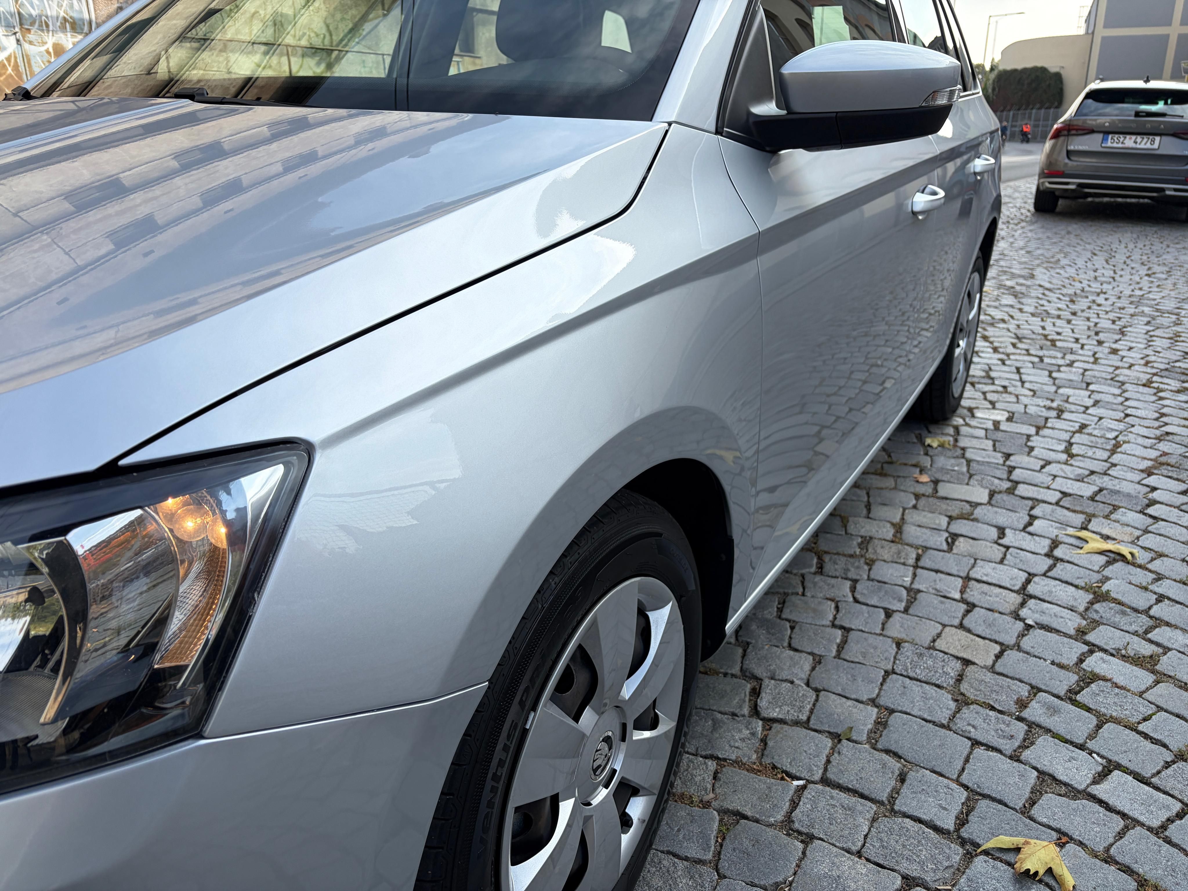 Škoda Fabia, 1,2 TSI, 66 KW - fotka 2