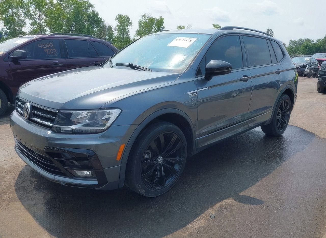 Volkswagen Tiguan, Auto na cestě