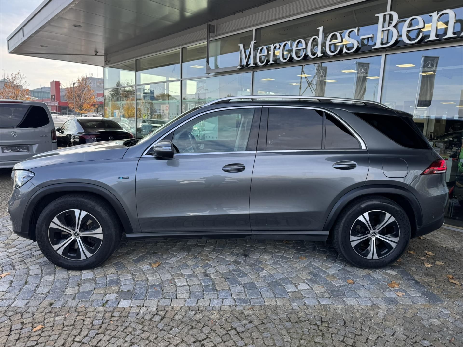 Mercedes-Benz GLE, GLE 350de 4MATIC - fotka 2