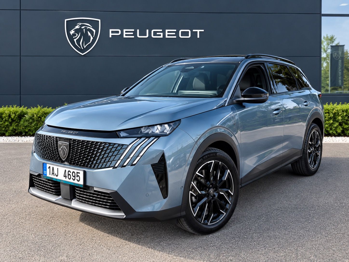 Peugeot 5008, 5008 ALLURE hybrid eDCS6 7míst - fotka 3
