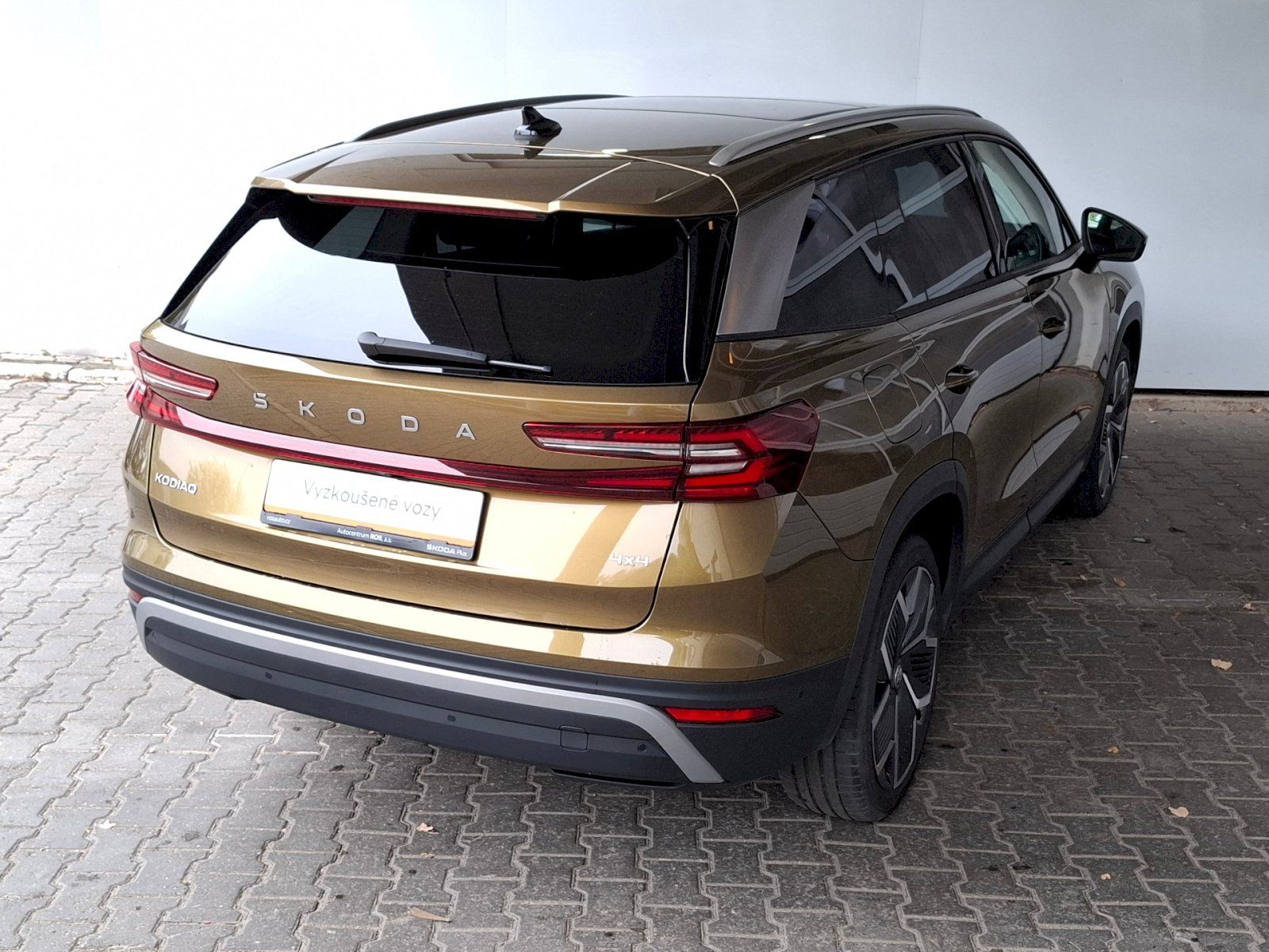 Škoda Kodiaq, EXCLUSIVE SELECTION 4X4 TD 142 - fotka 2
