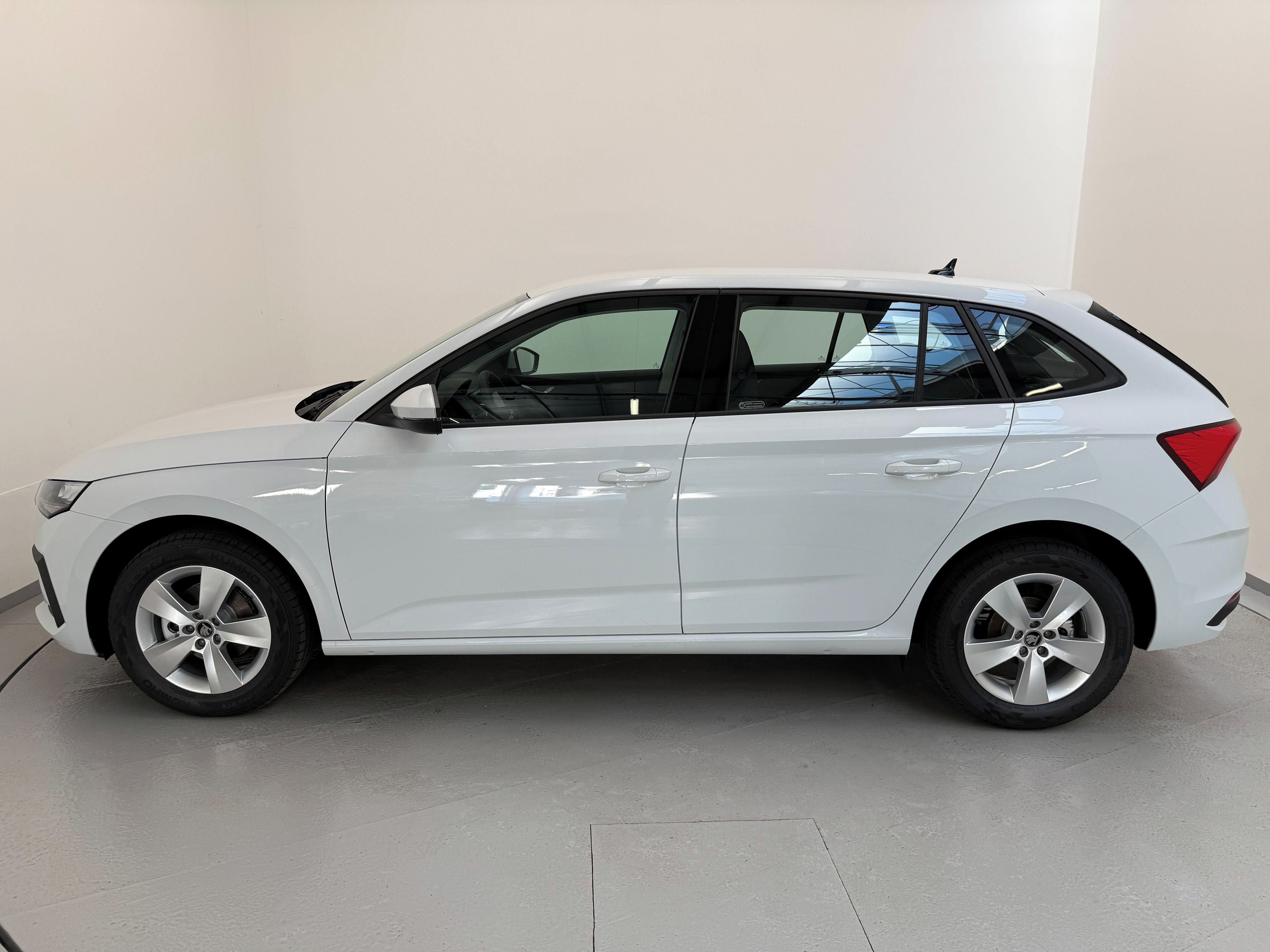 Škoda Scala, Classic 1,0 TSI 85 kW 7 DSG - fotka 2