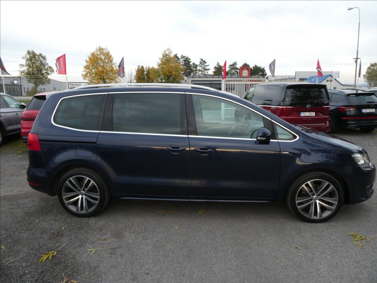 Volkswagen Sharan, 2,0 TDi 103kW Cup,2xkola,panor - fotka 2