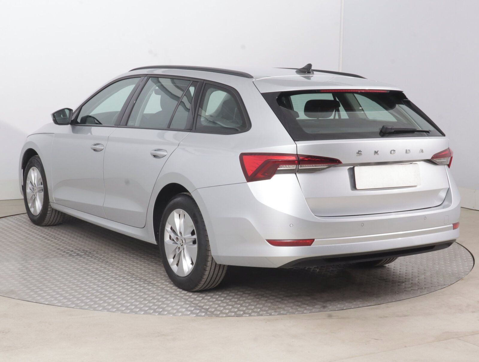 Škoda Octavia, 2.0 TDI, Ambition, ČR,1.maj - fotka 4