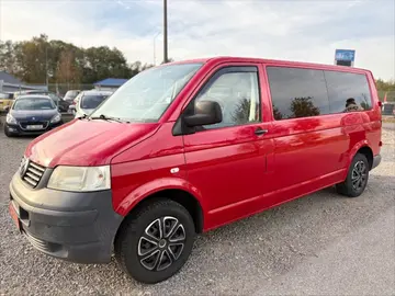 Volkswagen Transporter, 2,5 TDi LONG kouří motor 5MÍST
