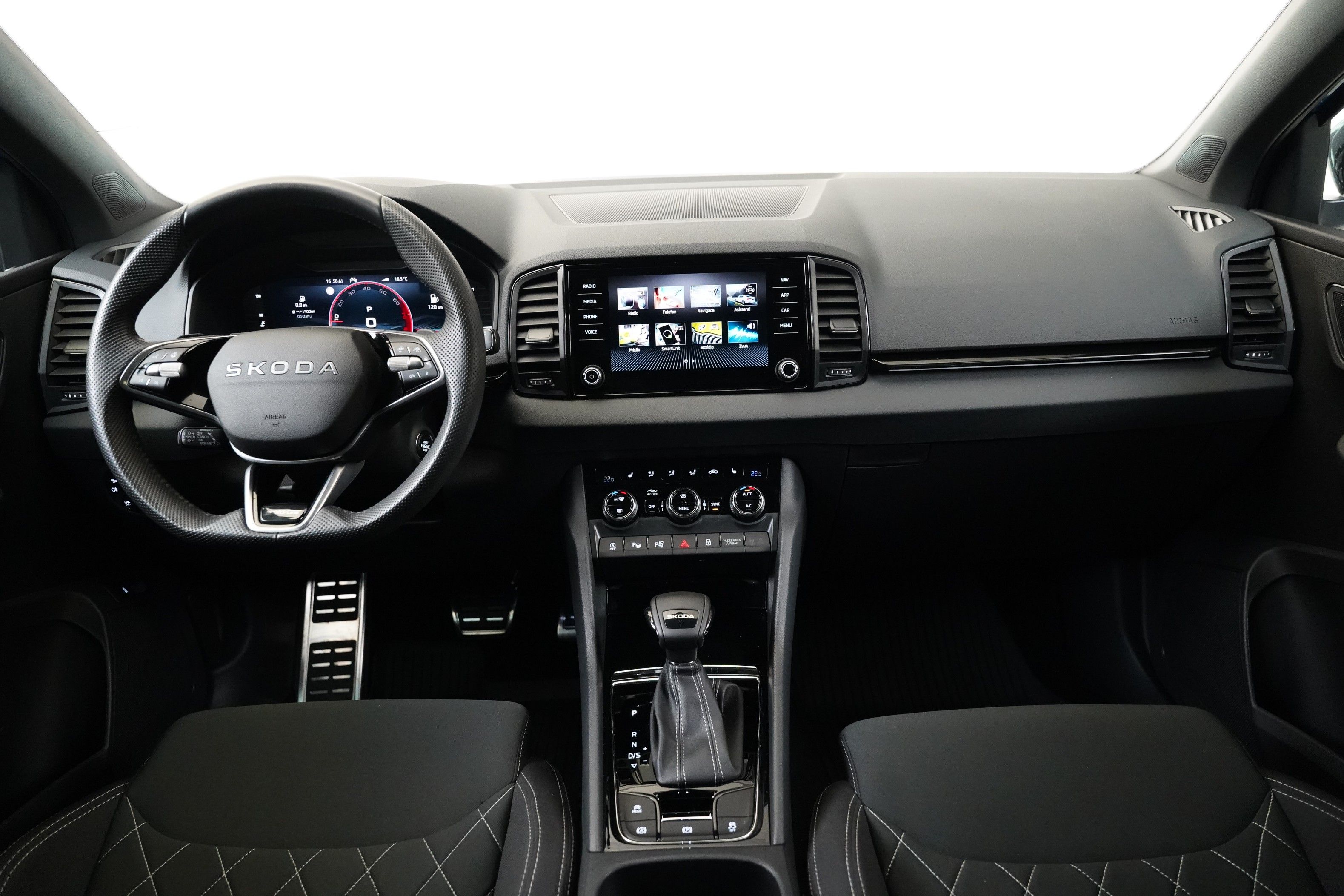 Škoda Karoq, 1.5 TSI 110 kW DSG Sportline - fotka 5